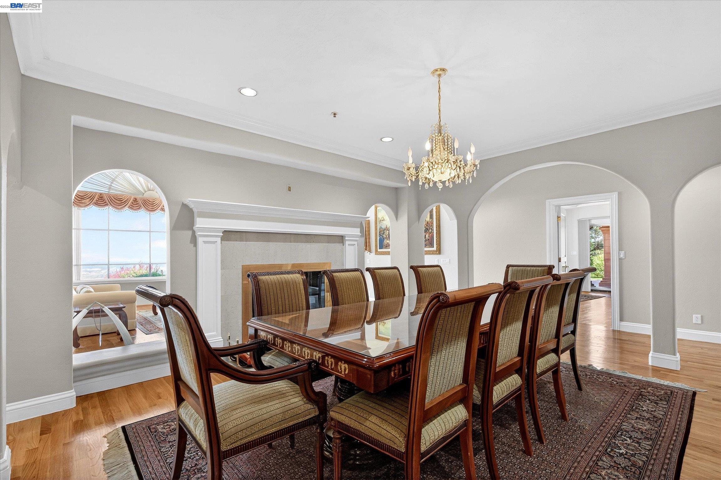 Detail Gallery Image 13 of 59 For 9500 Santos Ranch Rd, Pleasanton,  CA 94588 - 5 Beds | 6/1 Baths