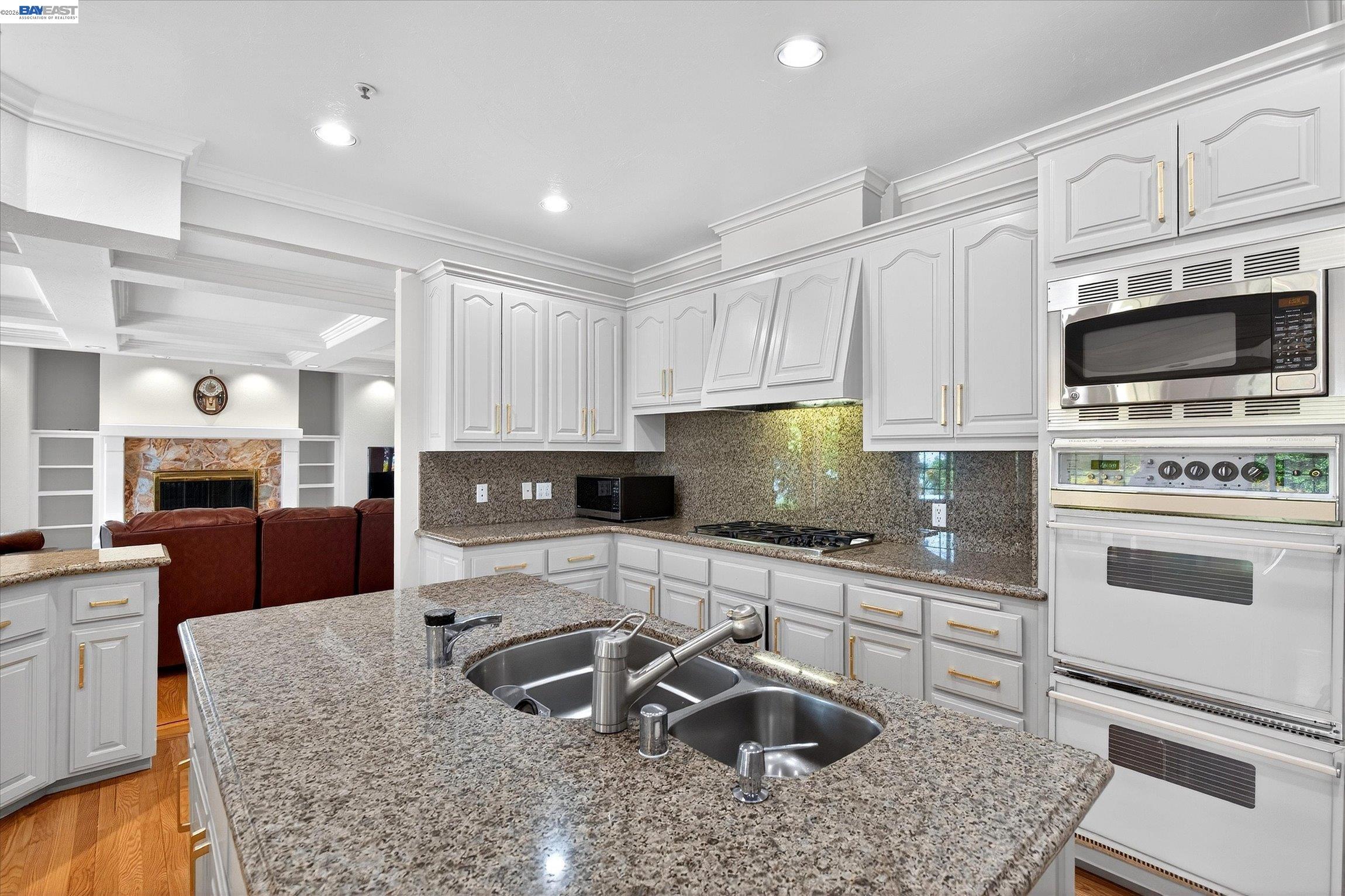 Detail Gallery Image 24 of 59 For 9500 Santos Ranch Rd, Pleasanton,  CA 94588 - 5 Beds | 6/1 Baths