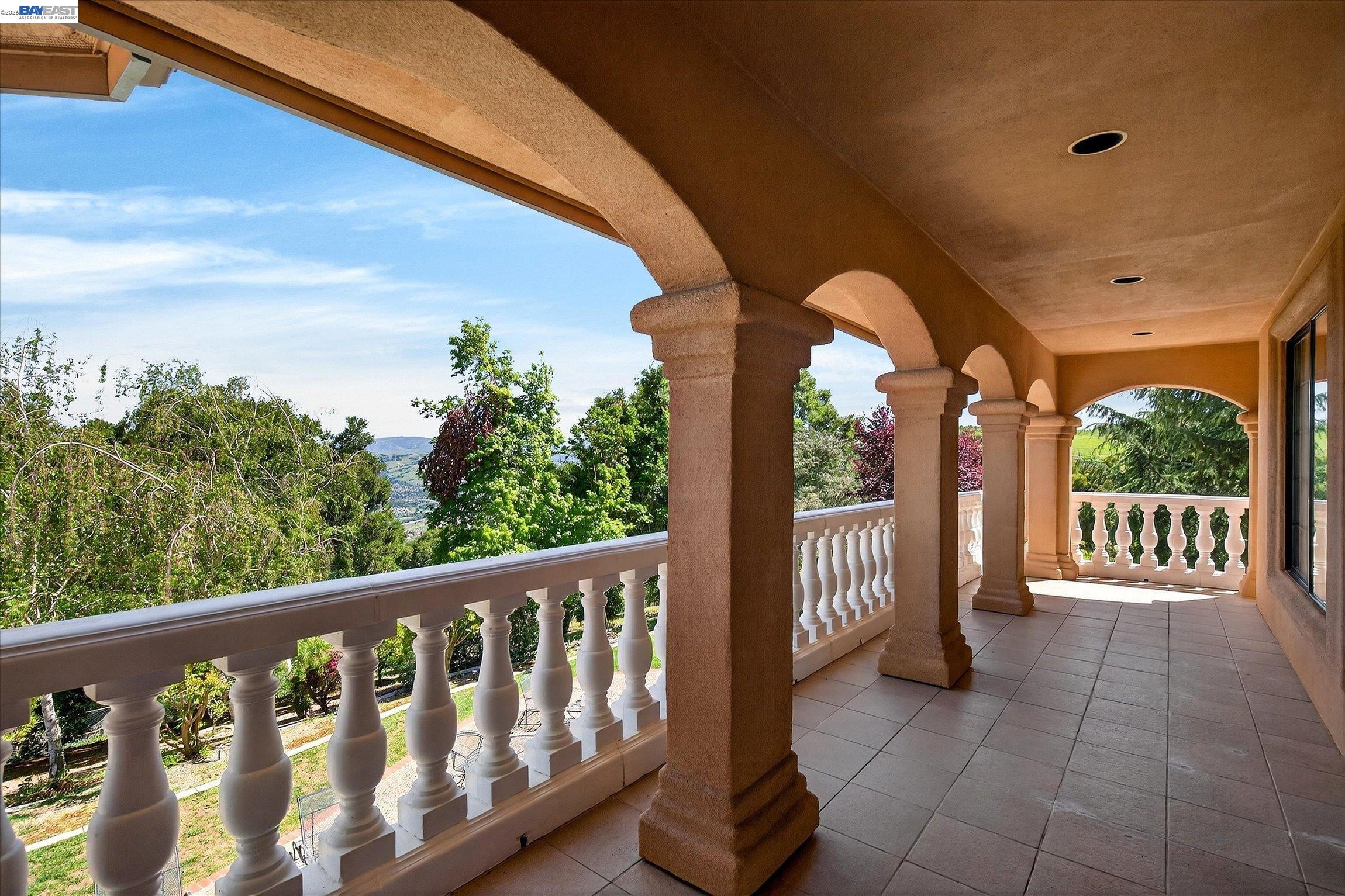 Detail Gallery Image 38 of 59 For 9500 Santos Ranch Rd, Pleasanton,  CA 94588 - 5 Beds | 6/1 Baths