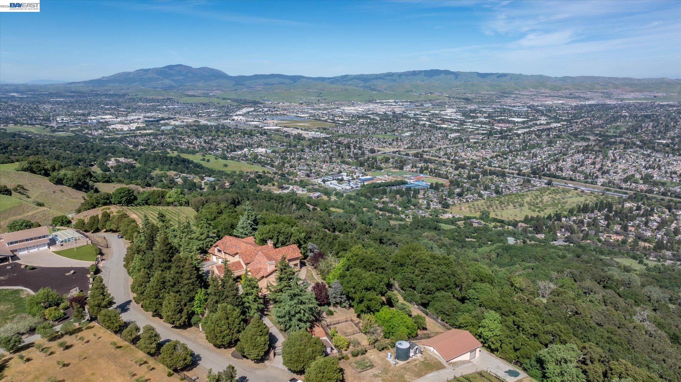 Detail Gallery Image 55 of 59 For 9500 Santos Ranch Rd, Pleasanton,  CA 94588 - 5 Beds | 6/1 Baths