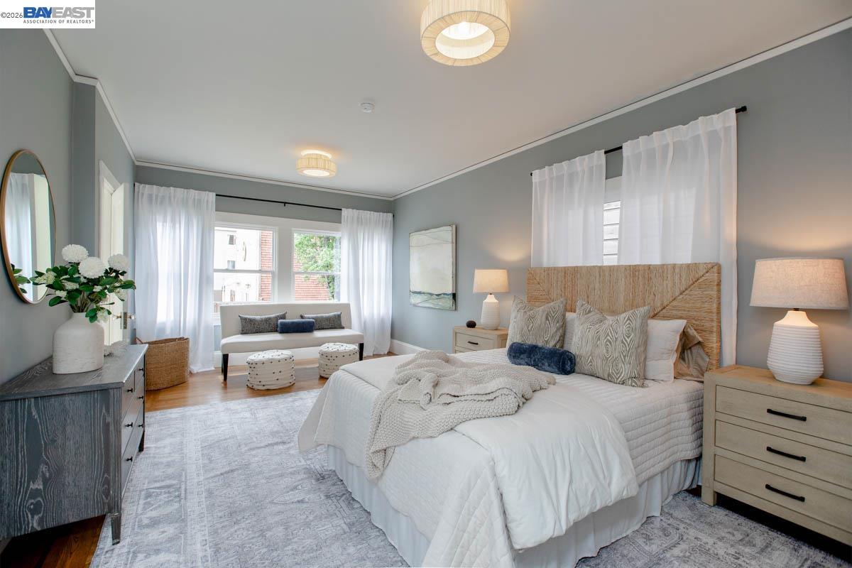 Detail Gallery Image 23 of 60 For 1716 Santa Clara Ave, Alameda,  CA 94501 - 6 Beds | 2 Baths