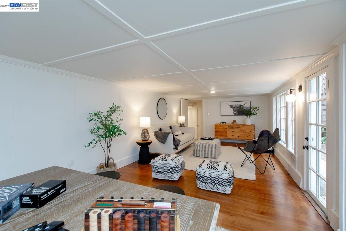 Detail Gallery Image 31 of 60 For 1716 Santa Clara Ave, Alameda,  CA 94501 - 6 Beds | 2 Baths