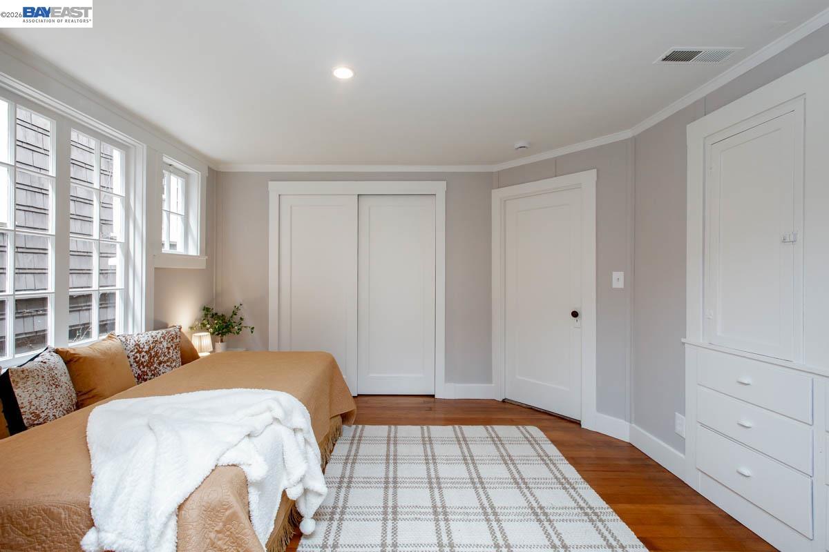 Detail Gallery Image 41 of 60 For 1716 Santa Clara Ave, Alameda,  CA 94501 - 6 Beds | 2 Baths