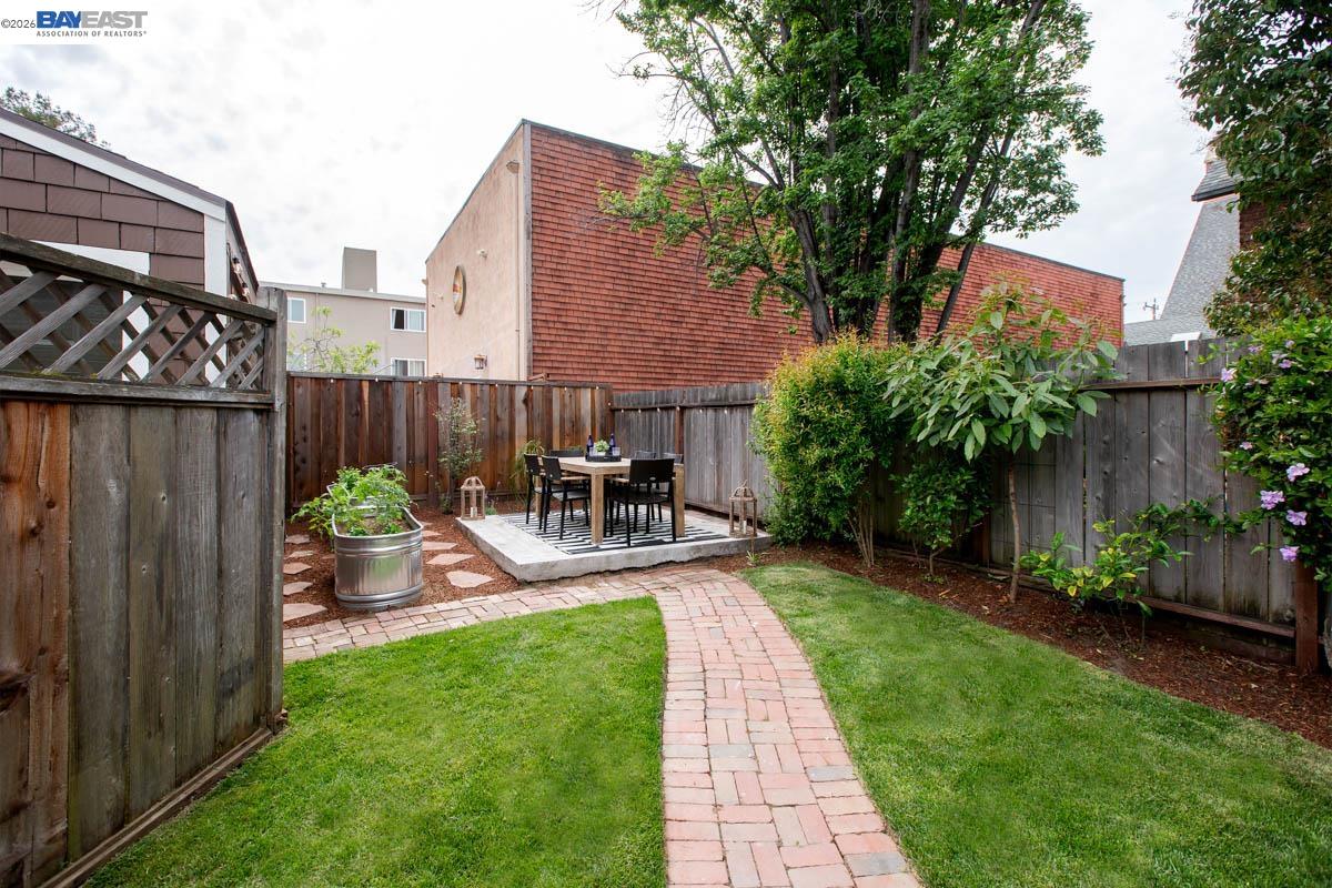 Detail Gallery Image 46 of 60 For 1716 Santa Clara Ave, Alameda,  CA 94501 - 6 Beds | 2 Baths