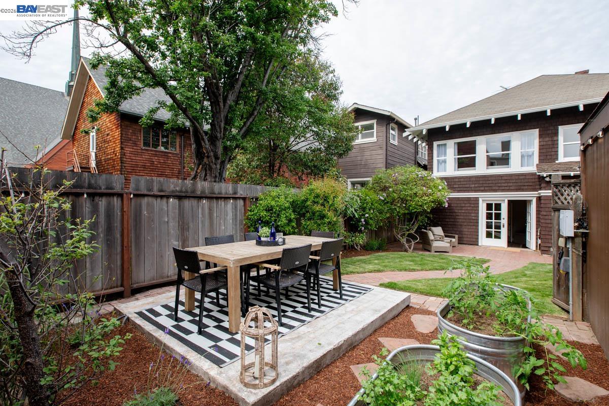 Detail Gallery Image 54 of 60 For 1716 Santa Clara Ave, Alameda,  CA 94501 - 6 Beds | 2 Baths