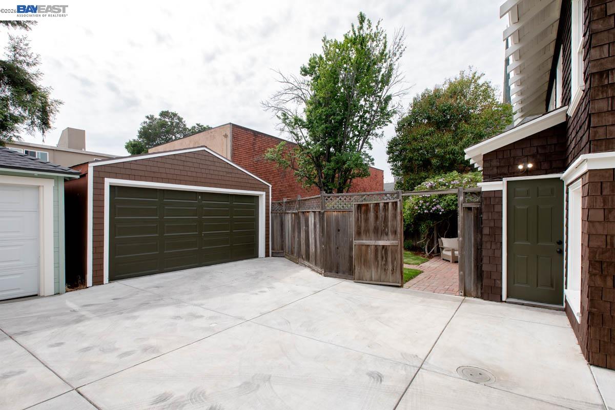 Detail Gallery Image 58 of 60 For 1716 Santa Clara Ave, Alameda,  CA 94501 - 6 Beds | 2 Baths