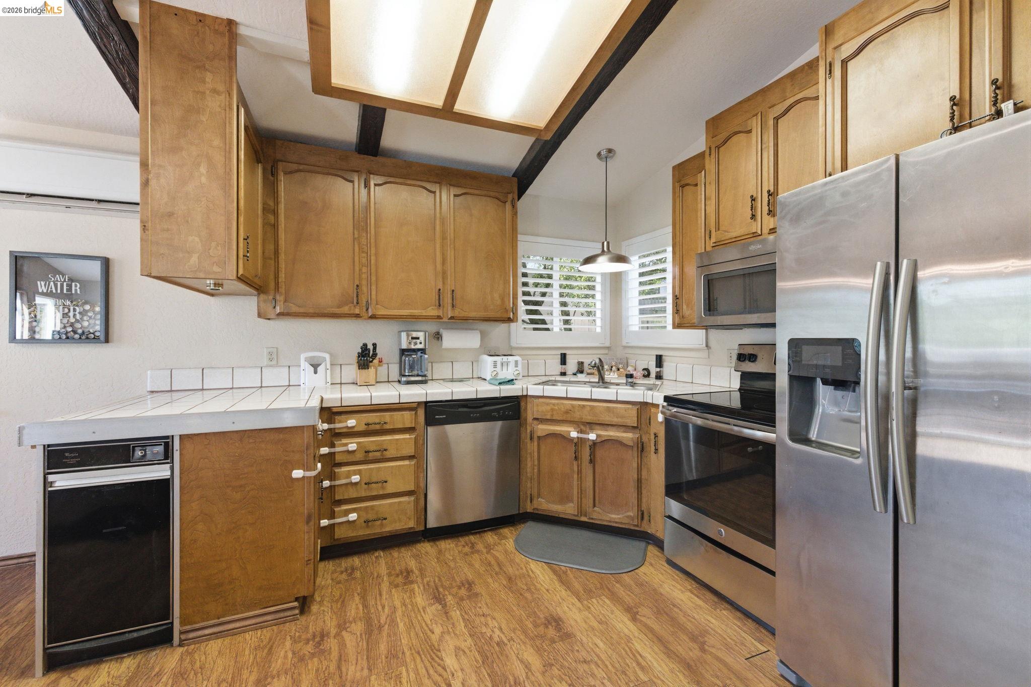 Detail Gallery Image 11 of 34 For 12905 Green Valley Cir, Groveland,  CA 95321-9543 - 3 Beds | 3 Baths