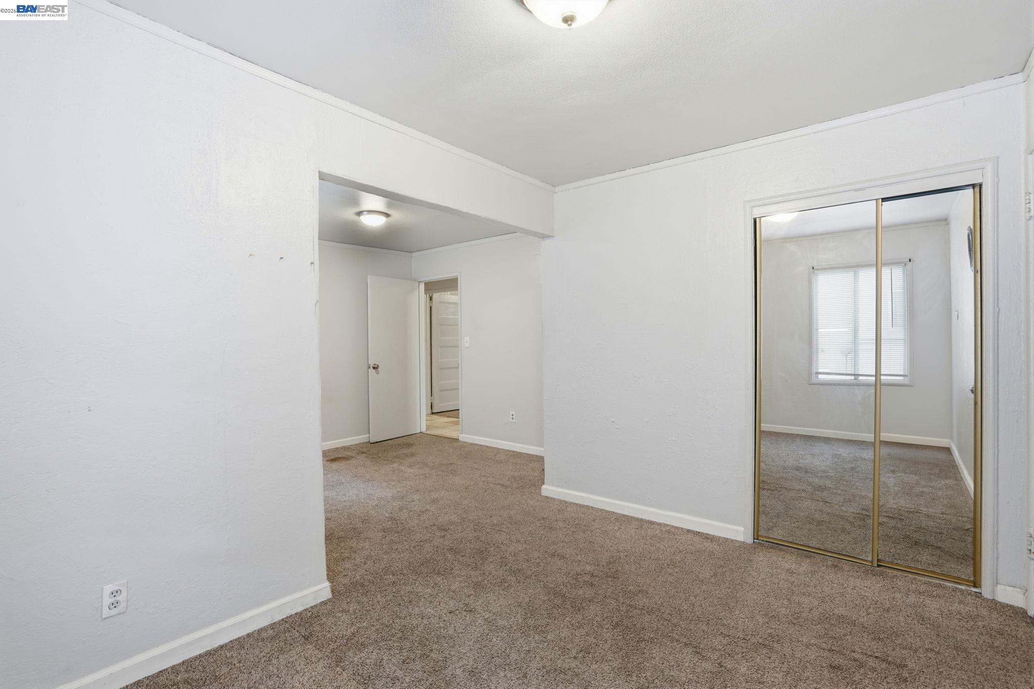 Detail Gallery Image 12 of 23 For 1021 72nd Ave, Oakland,  CA 94621 - 2 Beds | 2 Baths