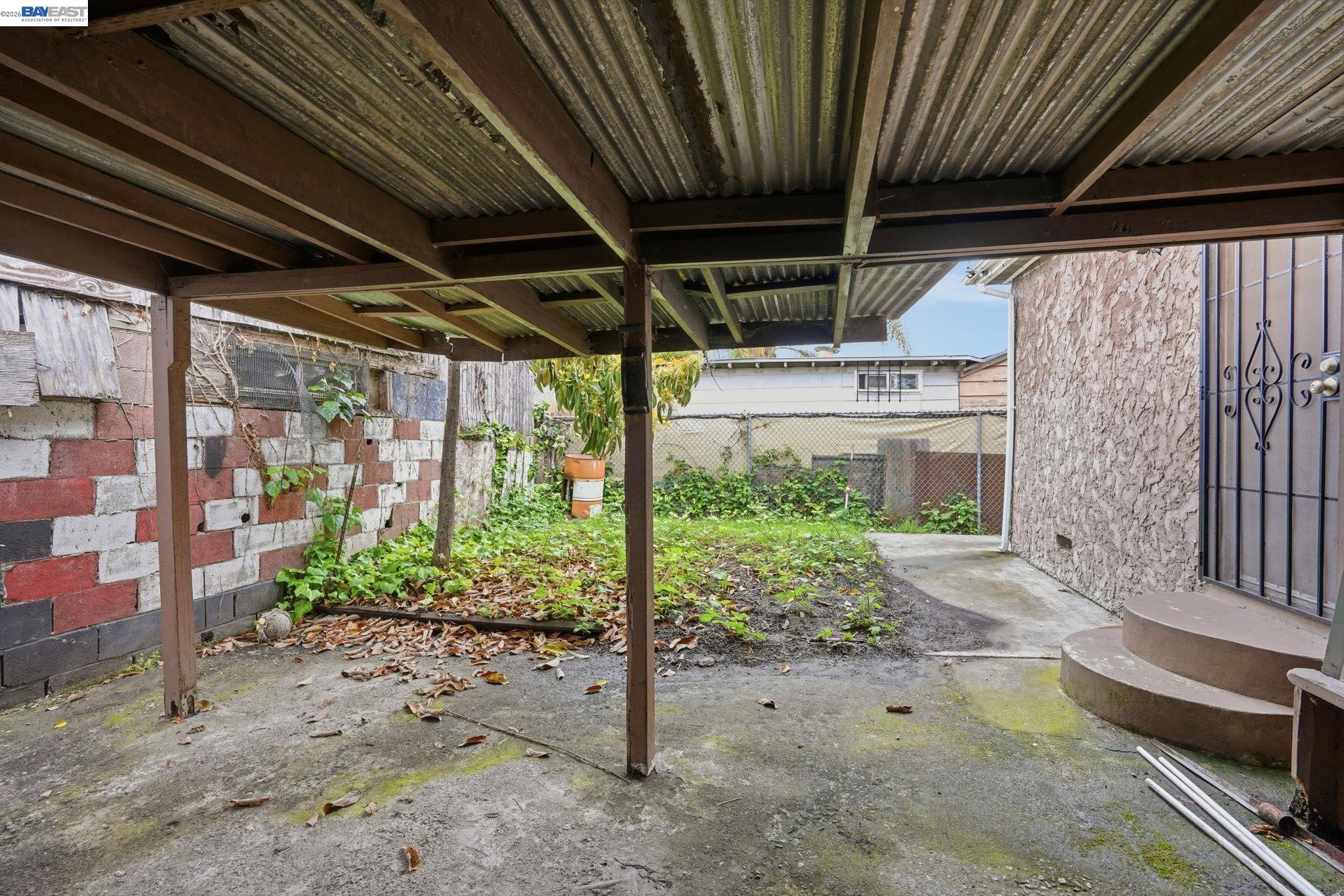 Detail Gallery Image 20 of 23 For 1021 72nd Ave, Oakland,  CA 94621 - 2 Beds | 2 Baths