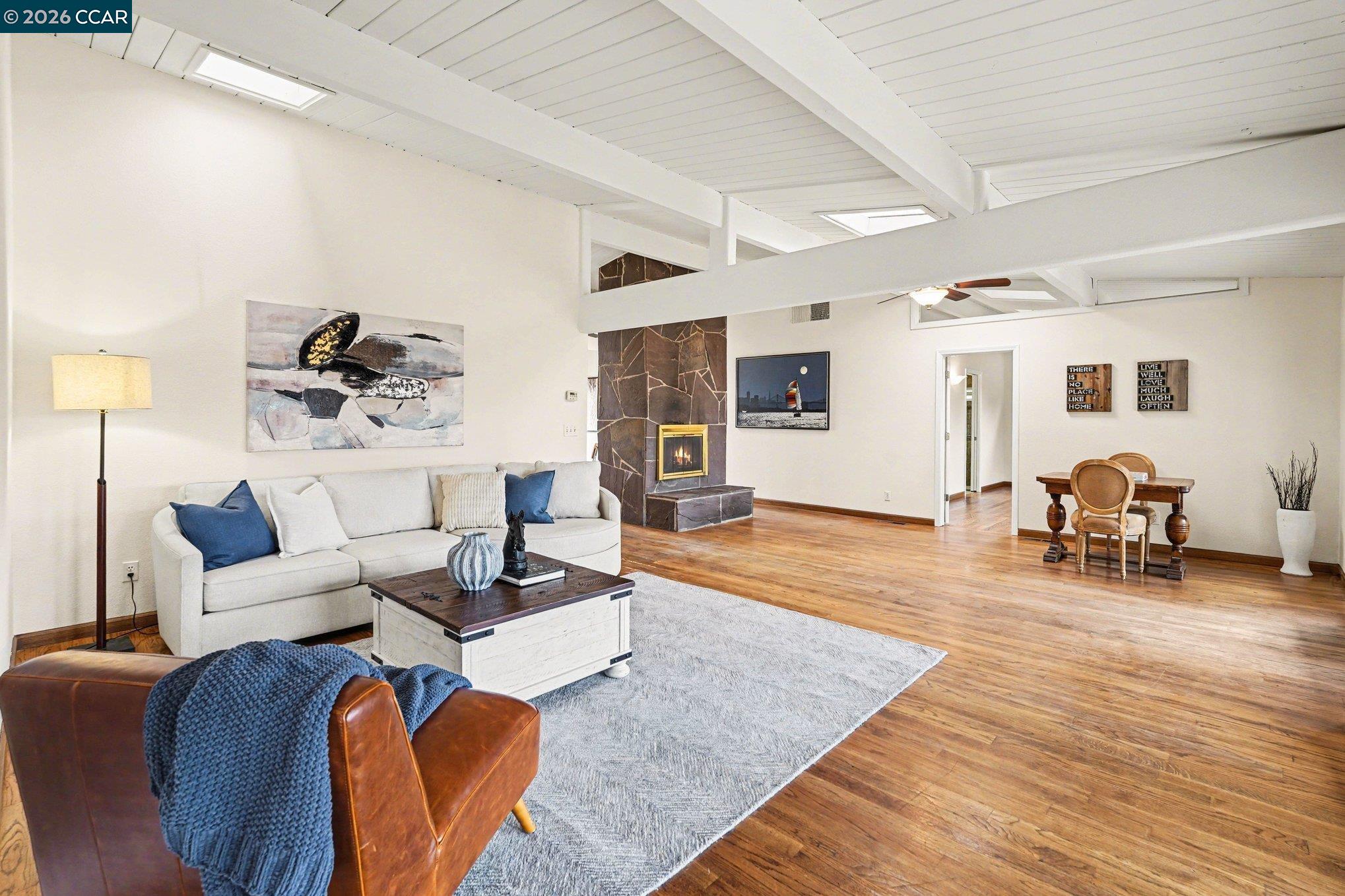 Detail Gallery Image 13 of 49 For 4885 Milden Rd, Martinez,  CA 94553 - 6 Beds | 3/2 Baths