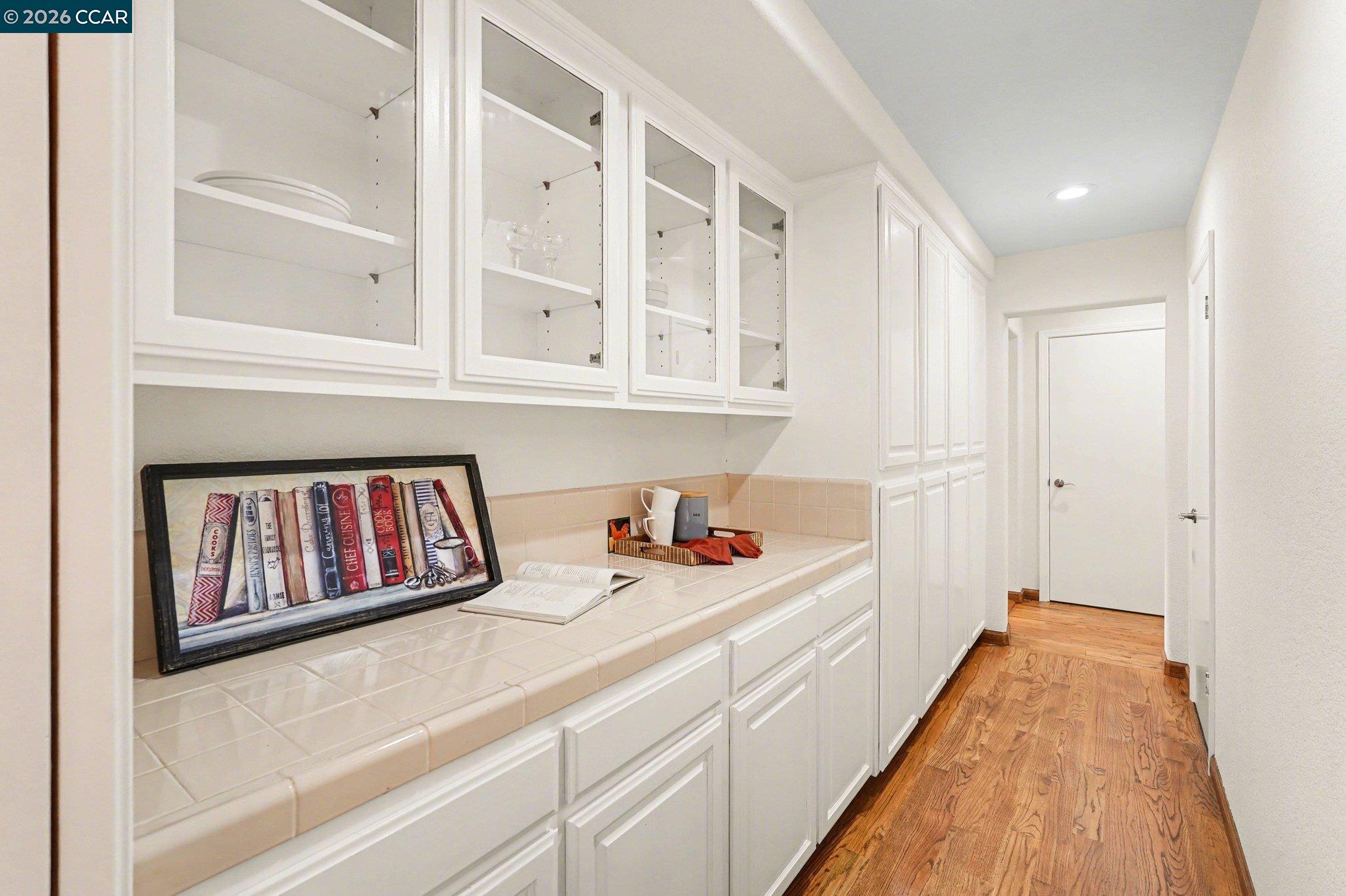 Detail Gallery Image 18 of 49 For 4885 Milden Rd, Martinez,  CA 94553 - 6 Beds | 3/2 Baths