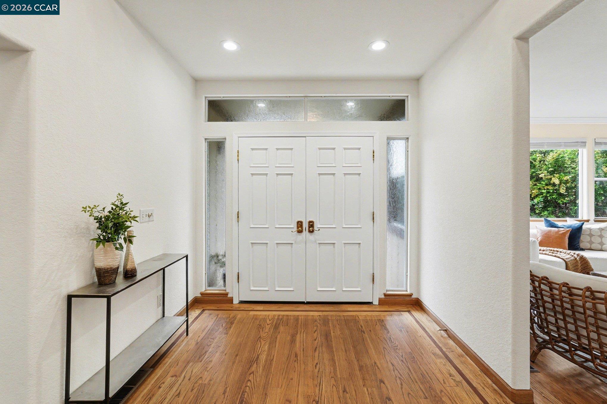 Detail Gallery Image 7 of 49 For 4885 Milden Rd, Martinez,  CA 94553 - 6 Beds | 3/2 Baths