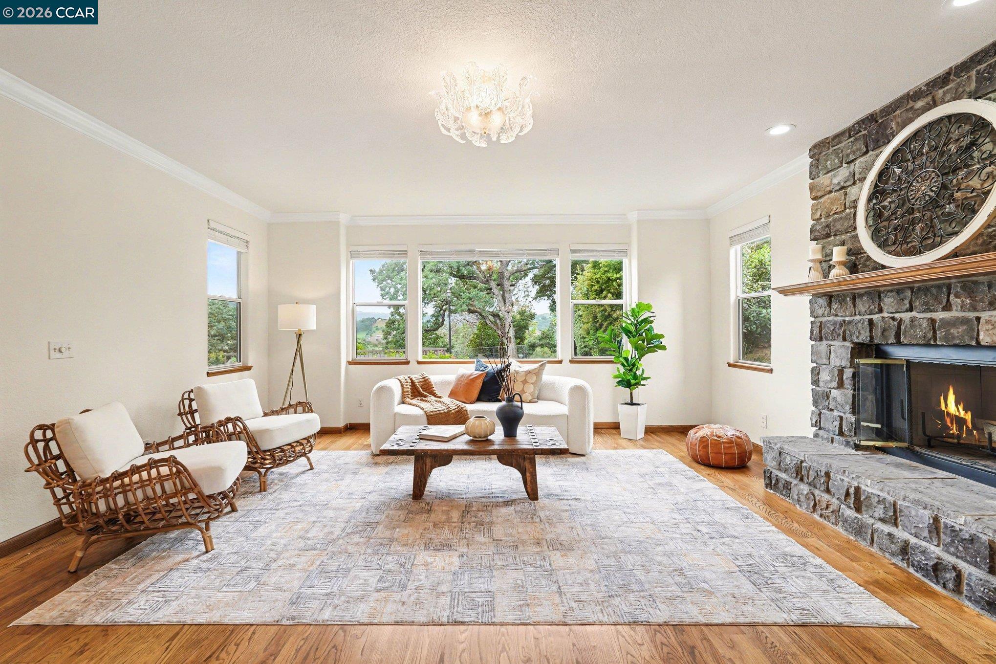 Detail Gallery Image 10 of 49 For 4885 Milden Rd, Martinez,  CA 94553 - 6 Beds | 3/2 Baths