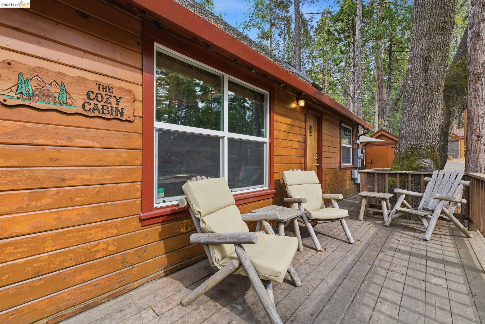 Detail Gallery Image 3 of 53 For 18838 Sequoia Lane E., Twain Harte,  CA 95383-9999 - 3 Beds | 2 Baths