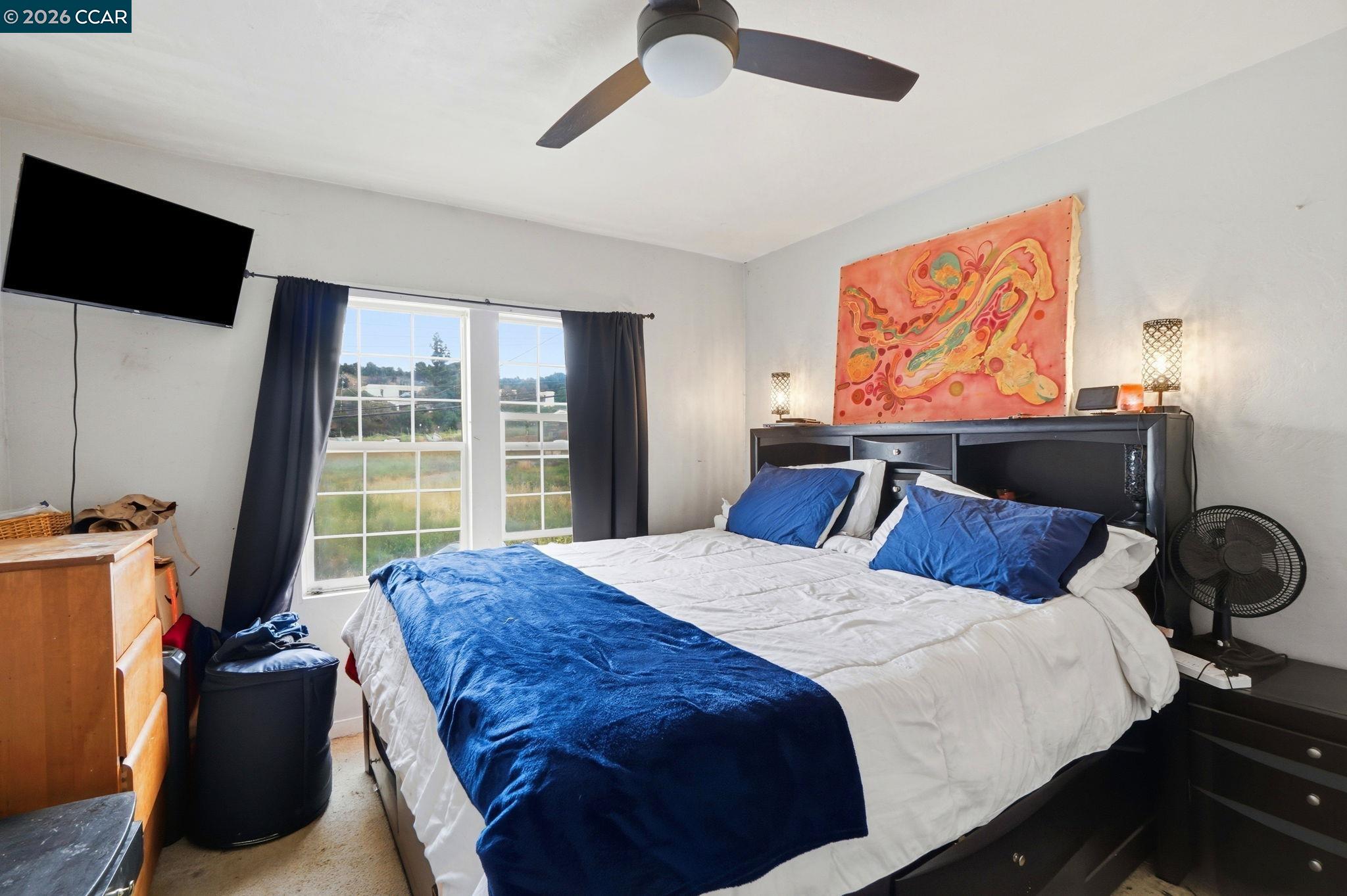 Detail Gallery Image 27 of 30 For 1035 Santa Fe Ave, Martinez,  CA 94553 - 2 Beds | 2 Baths