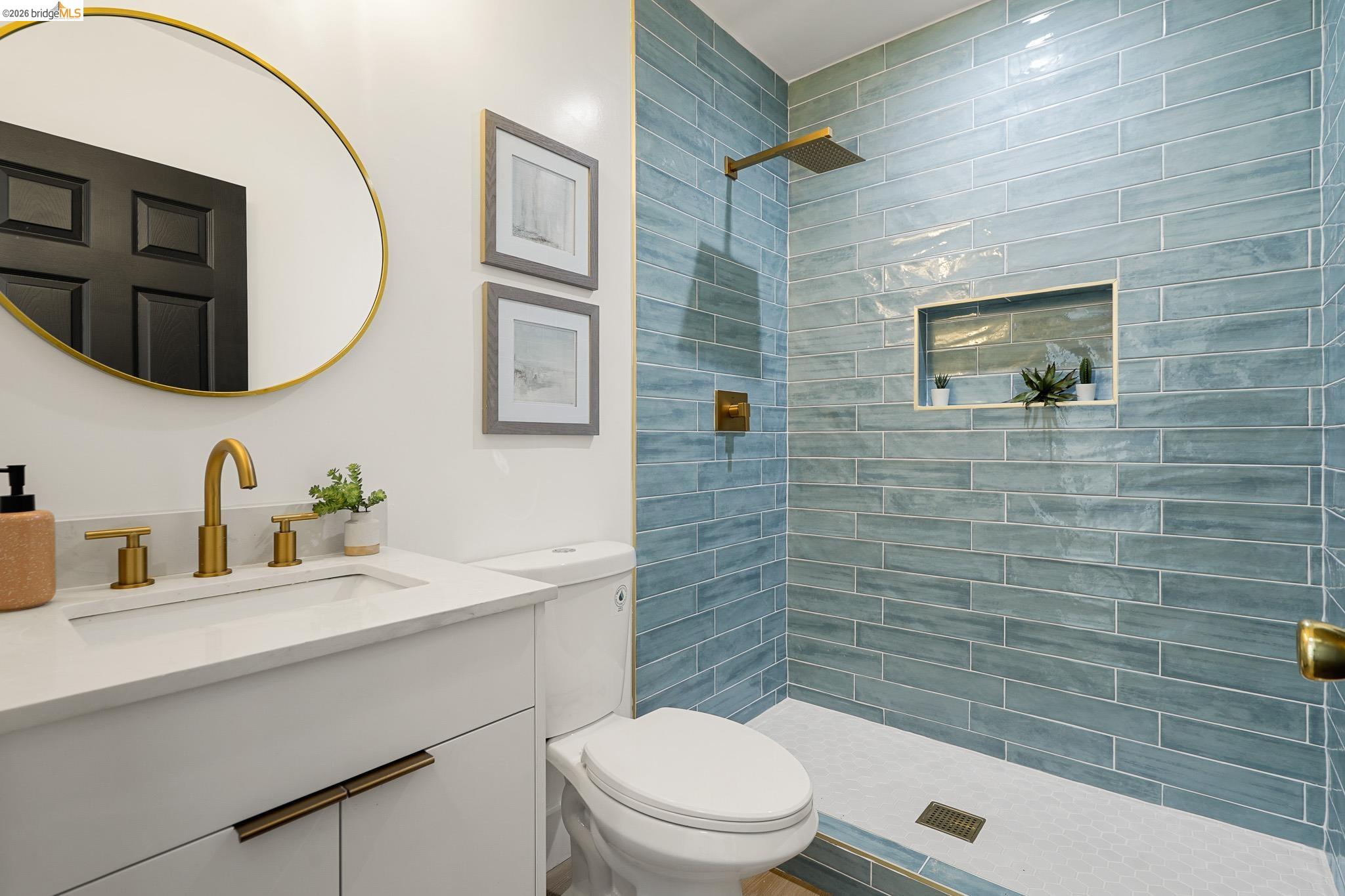 Detail Gallery Image 29 of 46 For 2151 Santa Rita St, Oakland,  CA 94601 - 3 Beds | 2 Baths