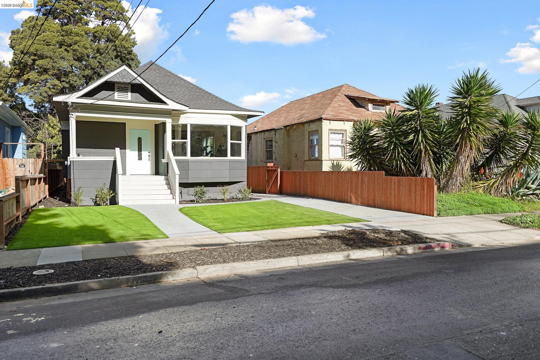 Detail Gallery Image 45 of 48 For 760 53rd St, Oakland,  CA 94609 - 3 Beds | 2 Baths