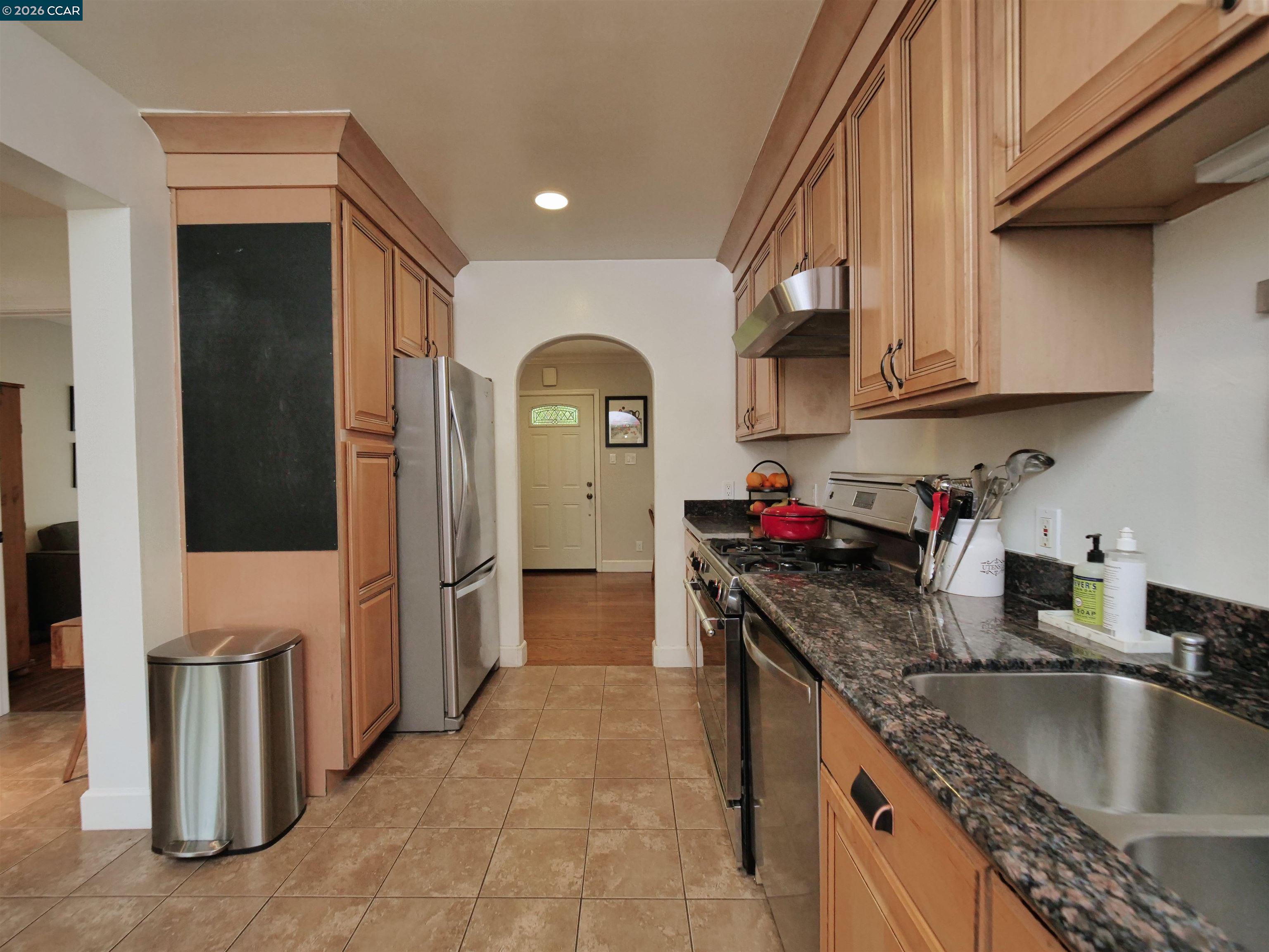Detail Gallery Image 15 of 41 For 1260 Apple Drive, Concord,  CA 94518-3712 - 3 Beds | 2 Baths
