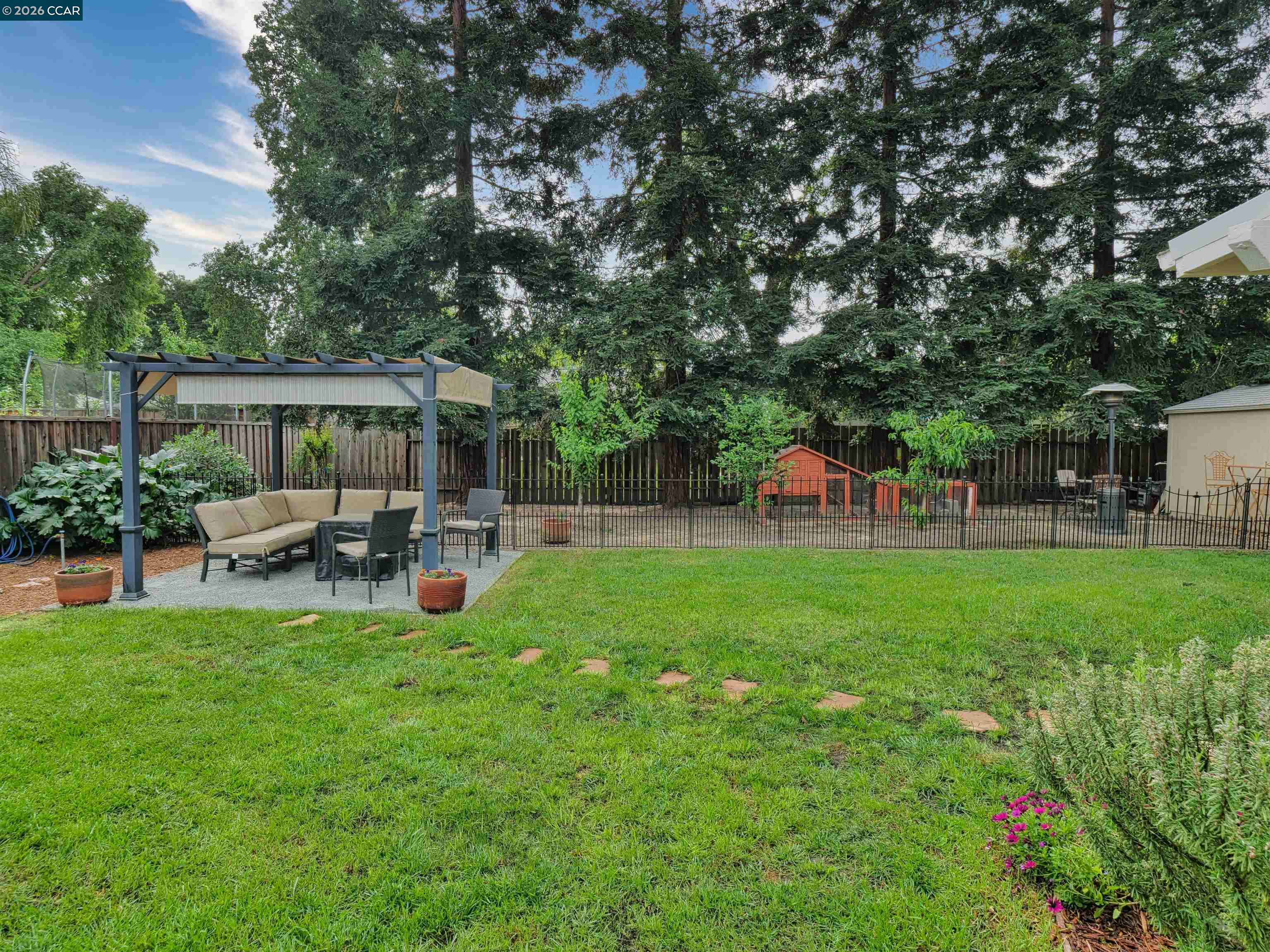 Detail Gallery Image 38 of 41 For 1260 Apple Drive, Concord,  CA 94518-3712 - 3 Beds | 2 Baths