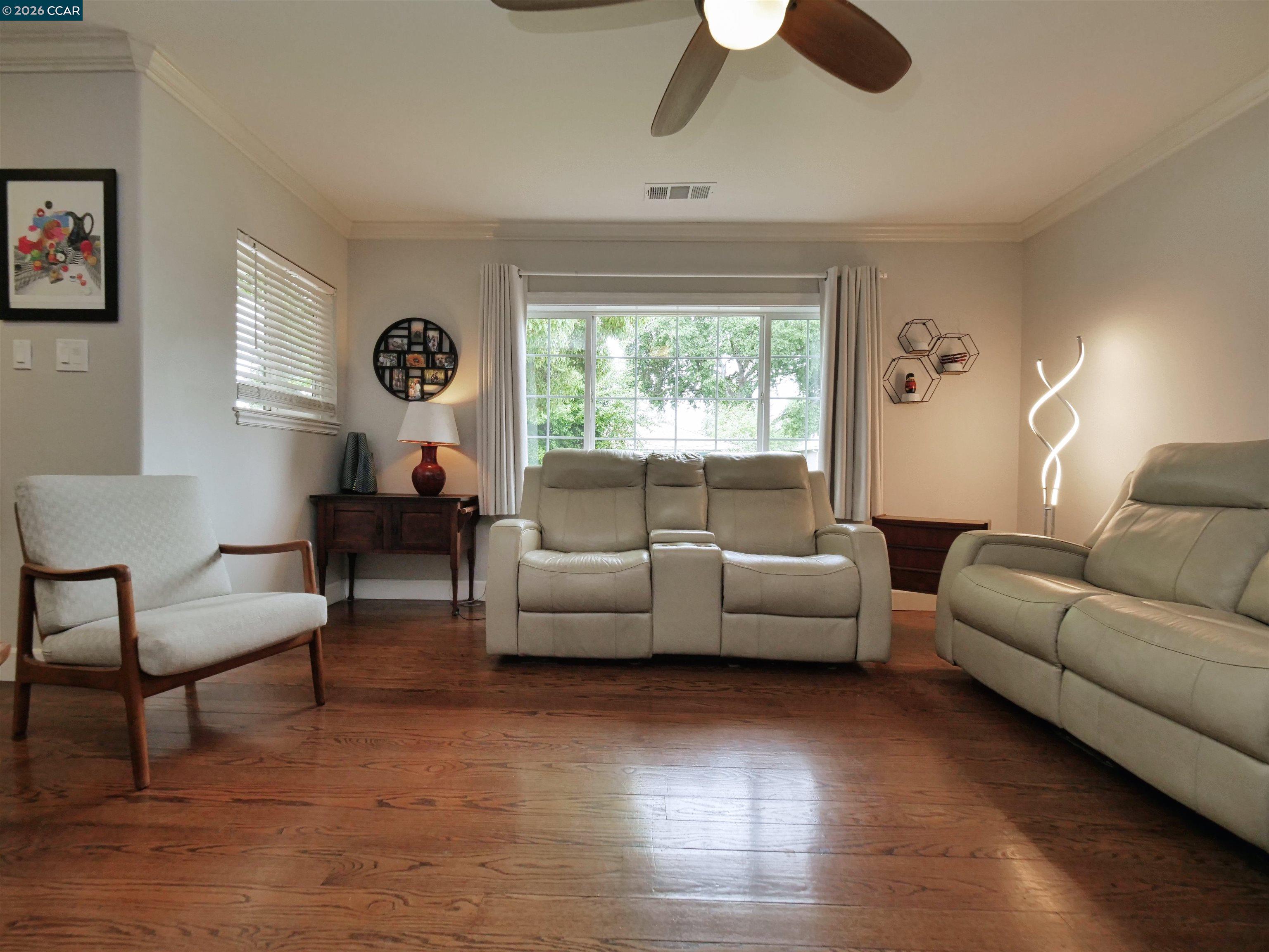 Detail Gallery Image 7 of 41 For 1260 Apple Drive, Concord,  CA 94518-3712 - 3 Beds | 2 Baths