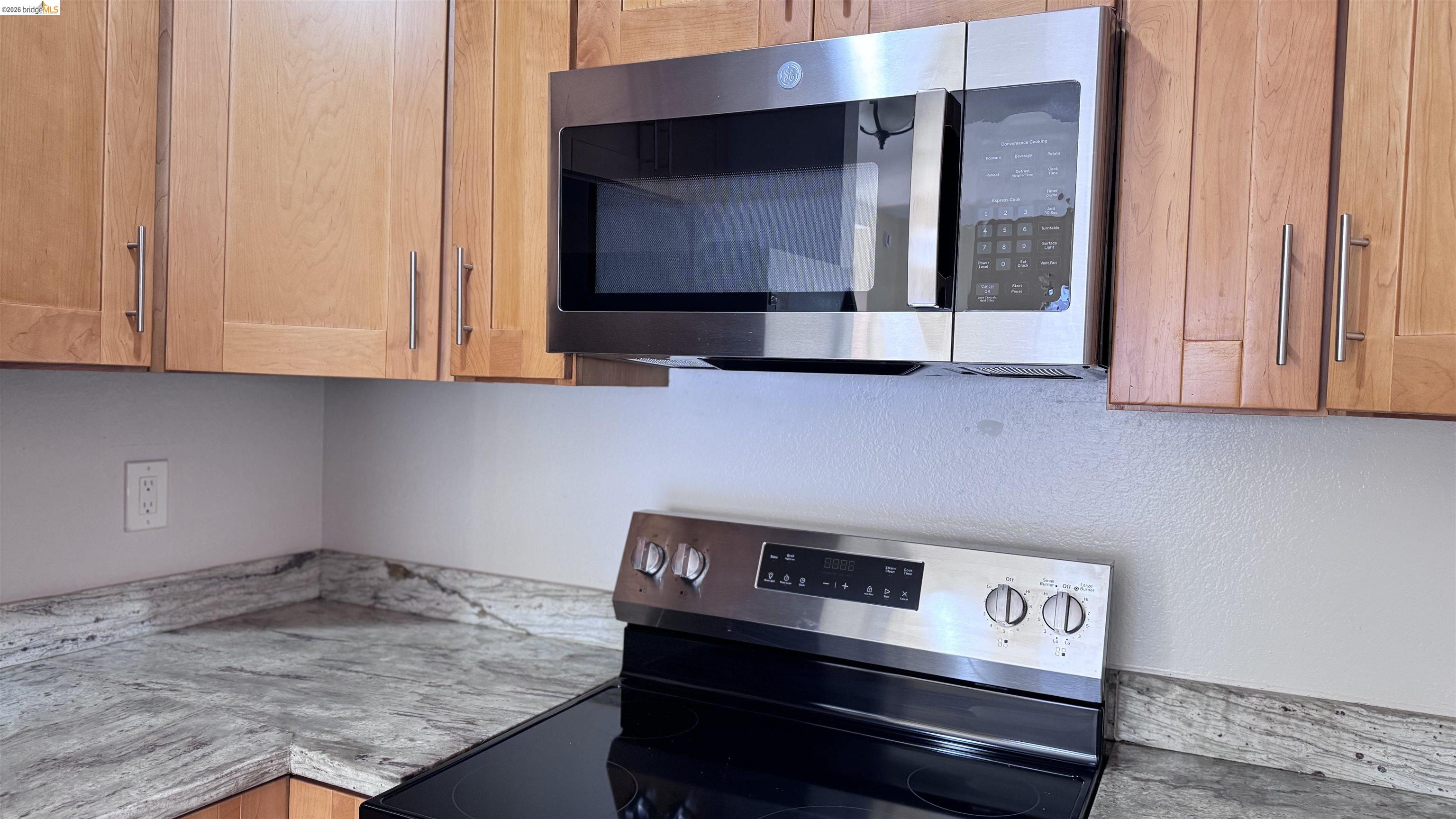 Photo #4: 41129422 Listing: Photo #4
