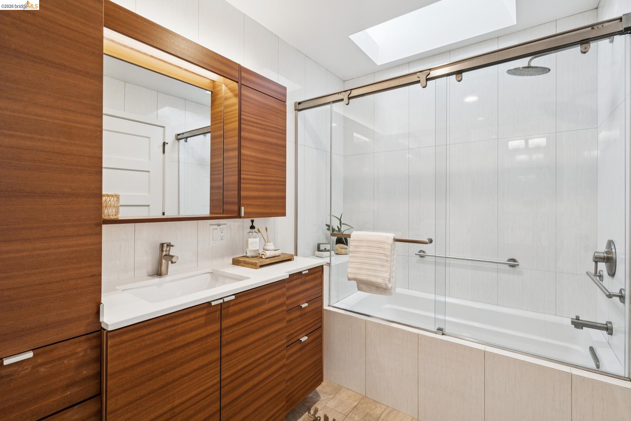 Photo #13: 41129424 Listing: Photo #13