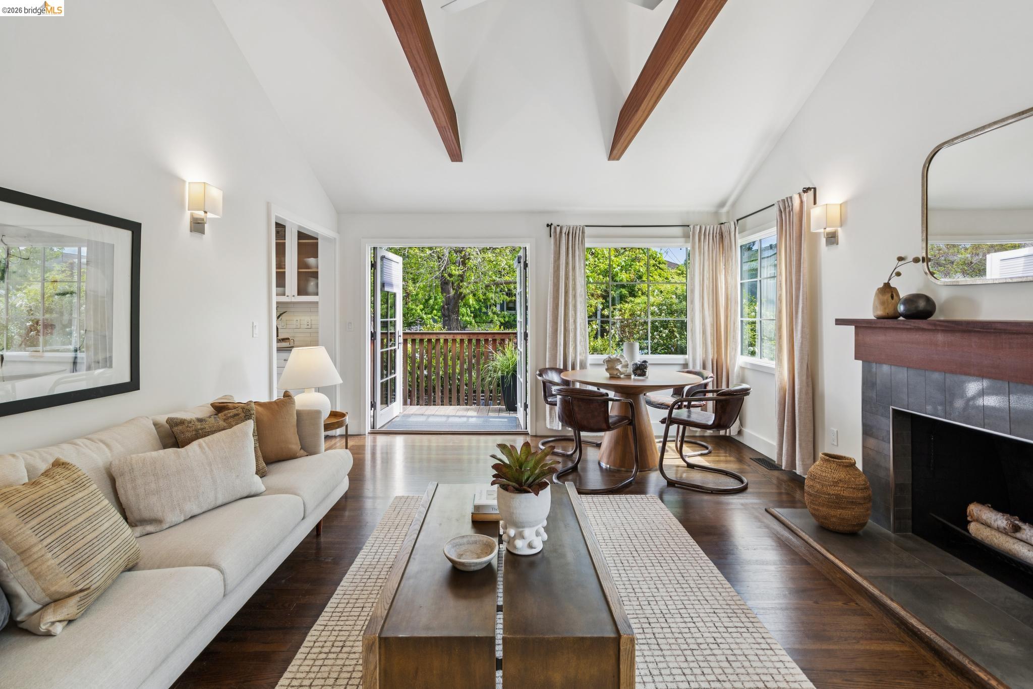 Photo #5: 41129425 Listing: Photo #5