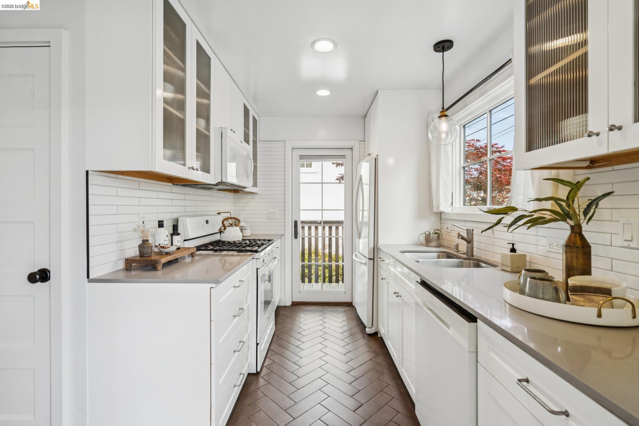 Photo #7: 41129425 Listing: Photo #7