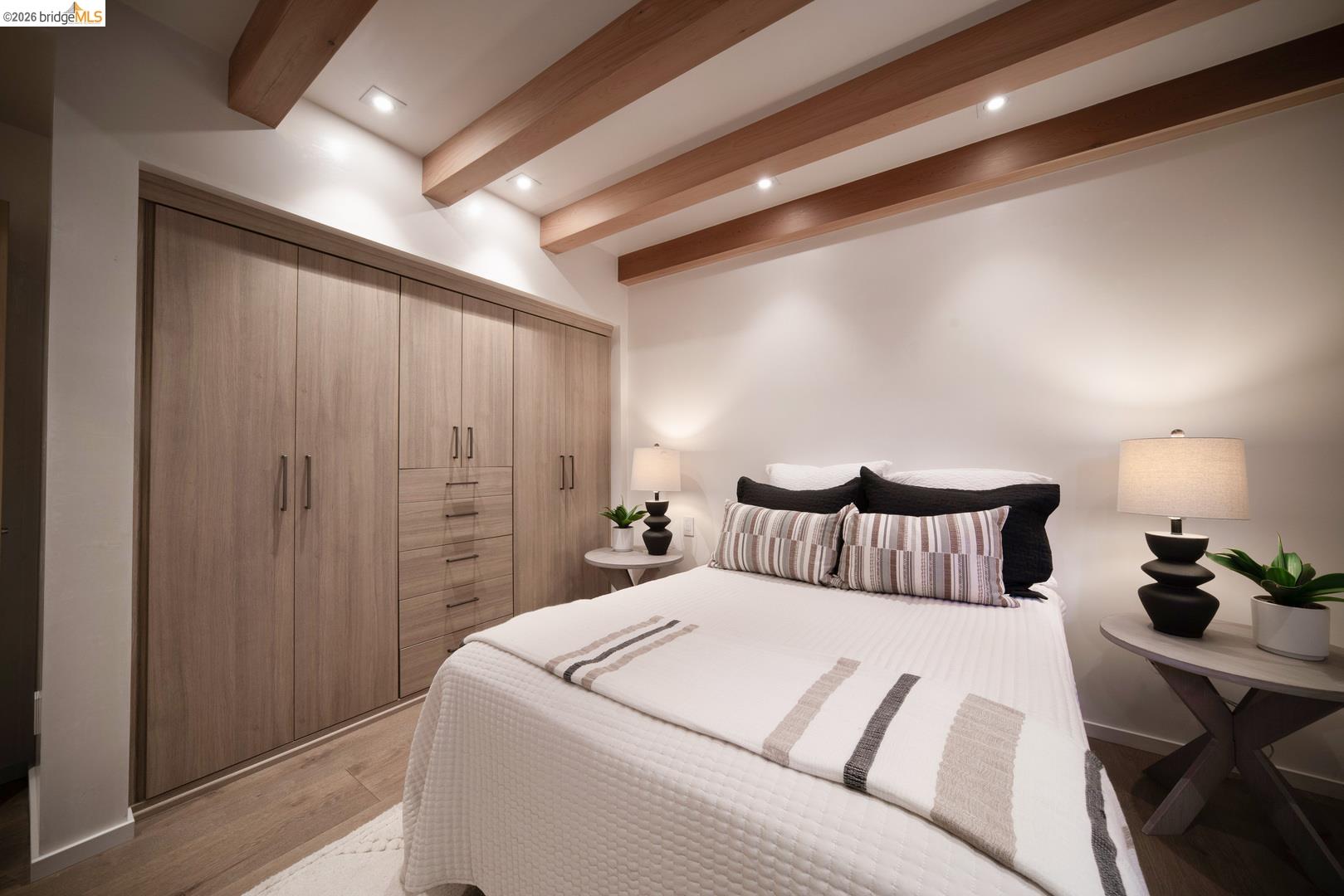 Detail Gallery Image 21 of 40 For 9 Nw of Ocean on Casanova St, Carmel by the Sea,  CA 93921 - 3 Beds | 3 Baths