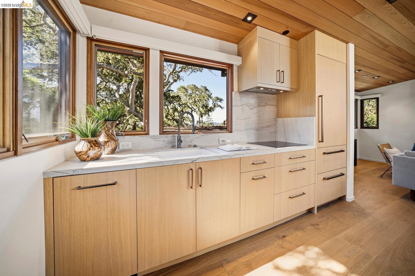 Detail Gallery Image 28 of 40 For 9 Nw of Ocean on Casanova St, Carmel by the Sea,  CA 93921 - 3 Beds | 3 Baths