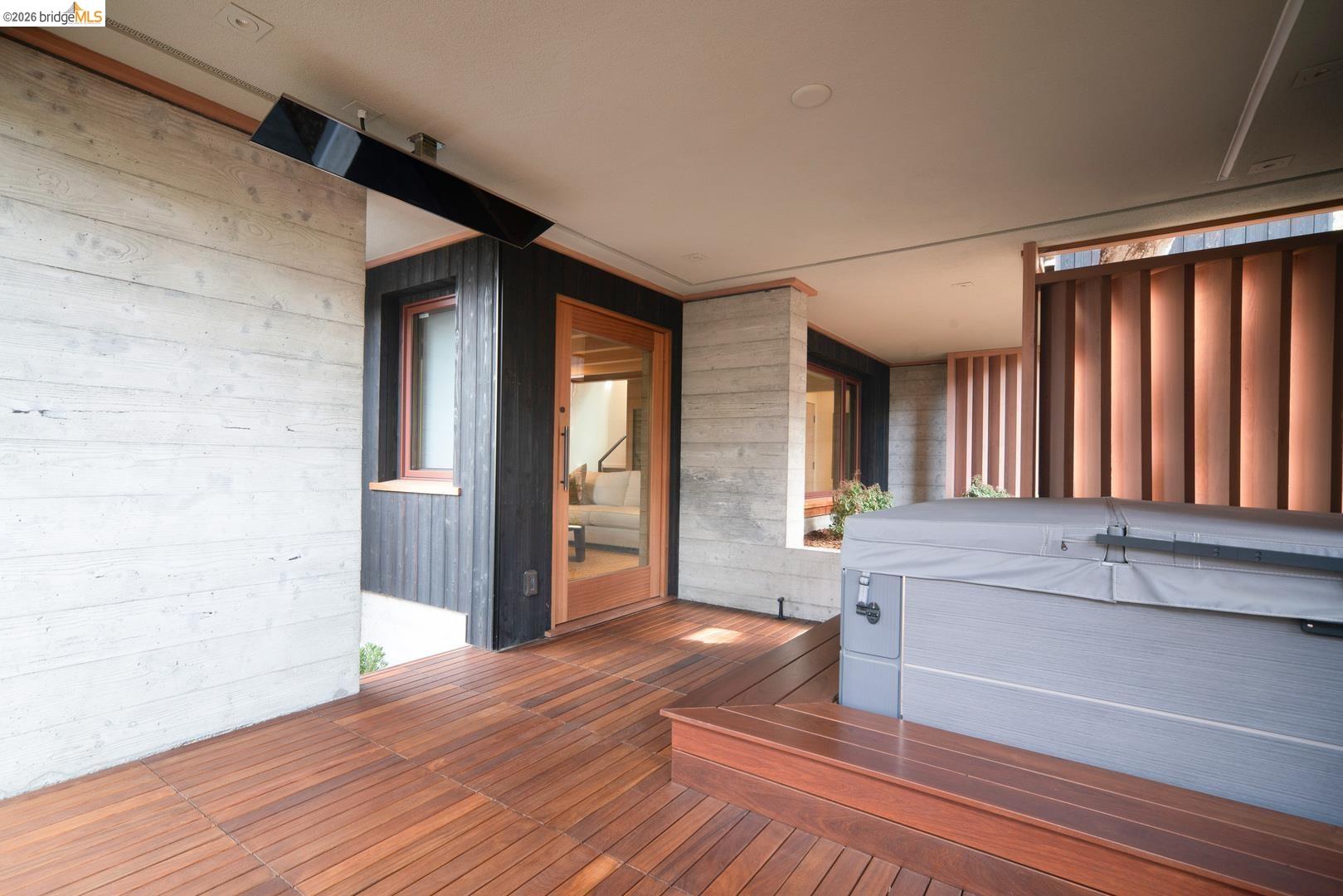 Detail Gallery Image 33 of 41 For 9 Nw of Ocean on Casanova St, Carmel by the Sea,  CA 93921 - 3 Beds | 3 Baths