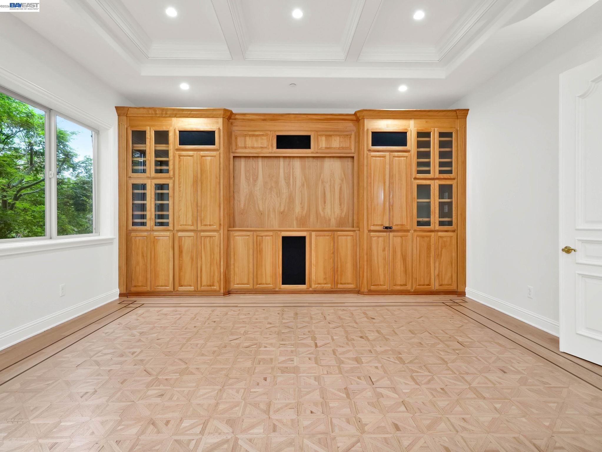 Detail Gallery Image 15 of 54 For 46890 Rancho Higuera Rd, Fremont,  CA 94539 - 6 Beds | 4/2 Baths