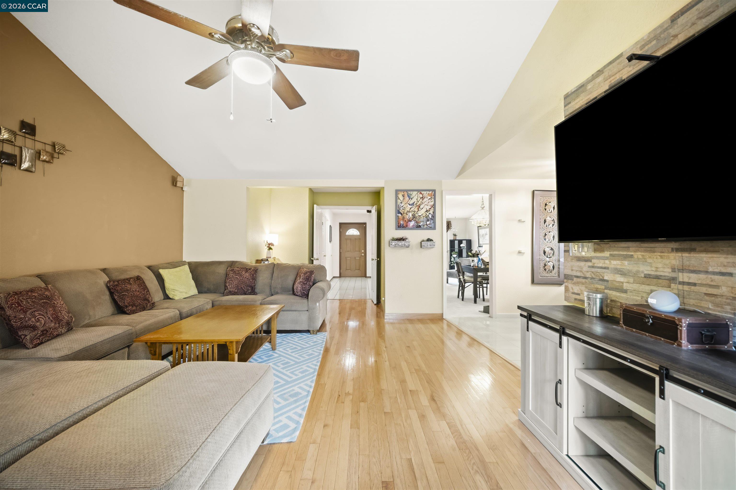 Detail Gallery Image 10 of 32 For 613 Chardonnay Dr, Fremont,  CA 94539 - 4 Beds | 2 Baths