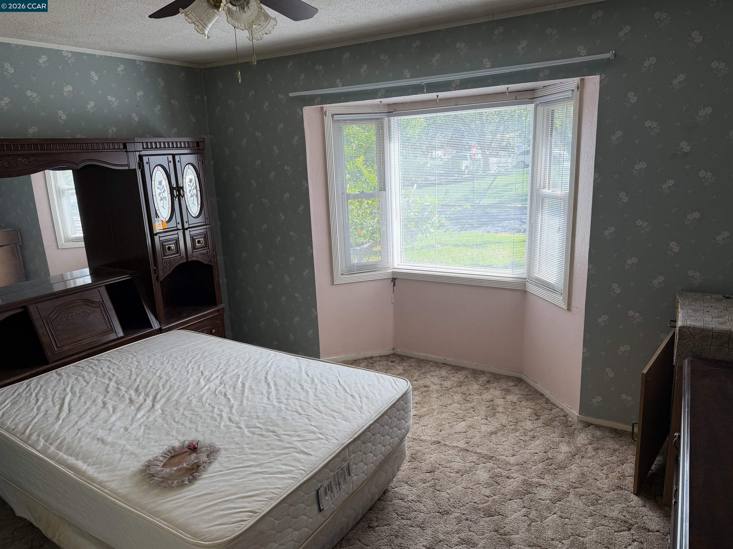 Detail Gallery Image 6 of 6 For 1906 Carolyn Dr, Pleasant Hill,  CA 94523 - 3 Beds | 1 Baths