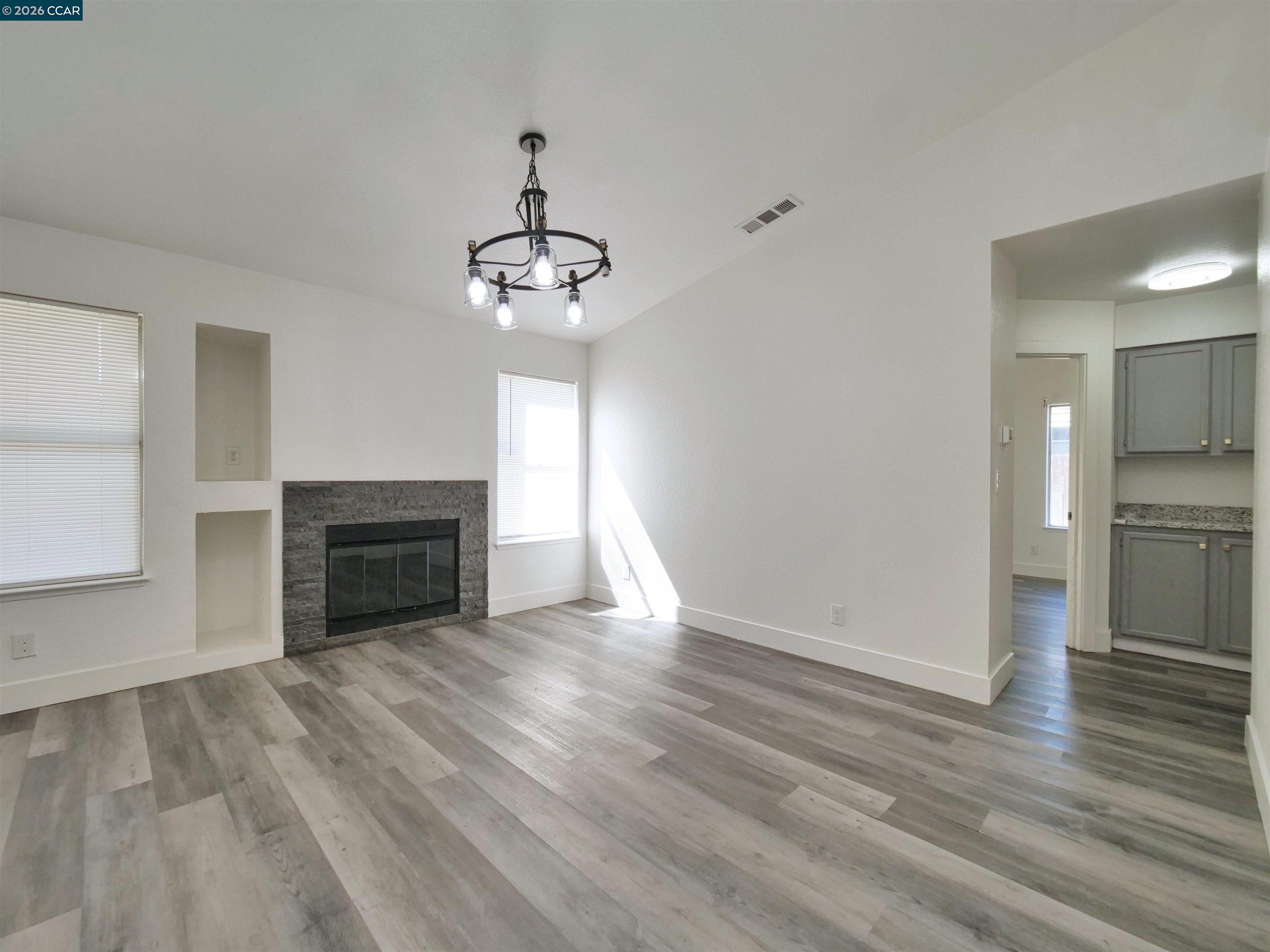 Detail Gallery Image 15 of 33 For 3830 Steve Lillie Cir, Stockton,  CA 95206 - 3 Beds | 2 Baths