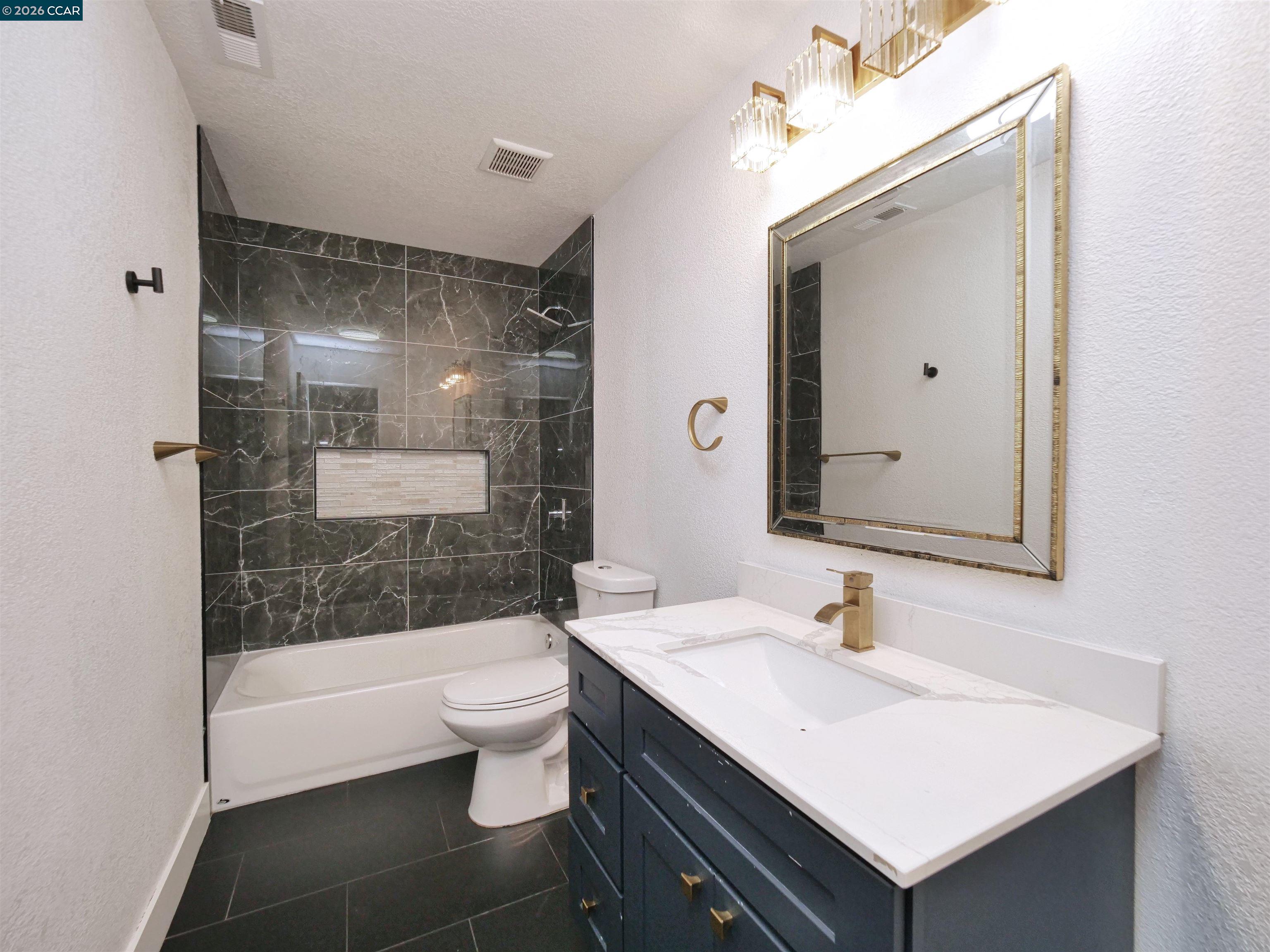 Detail Gallery Image 25 of 33 For 3830 Steve Lillie Cir, Stockton,  CA 95206 - 3 Beds | 2 Baths