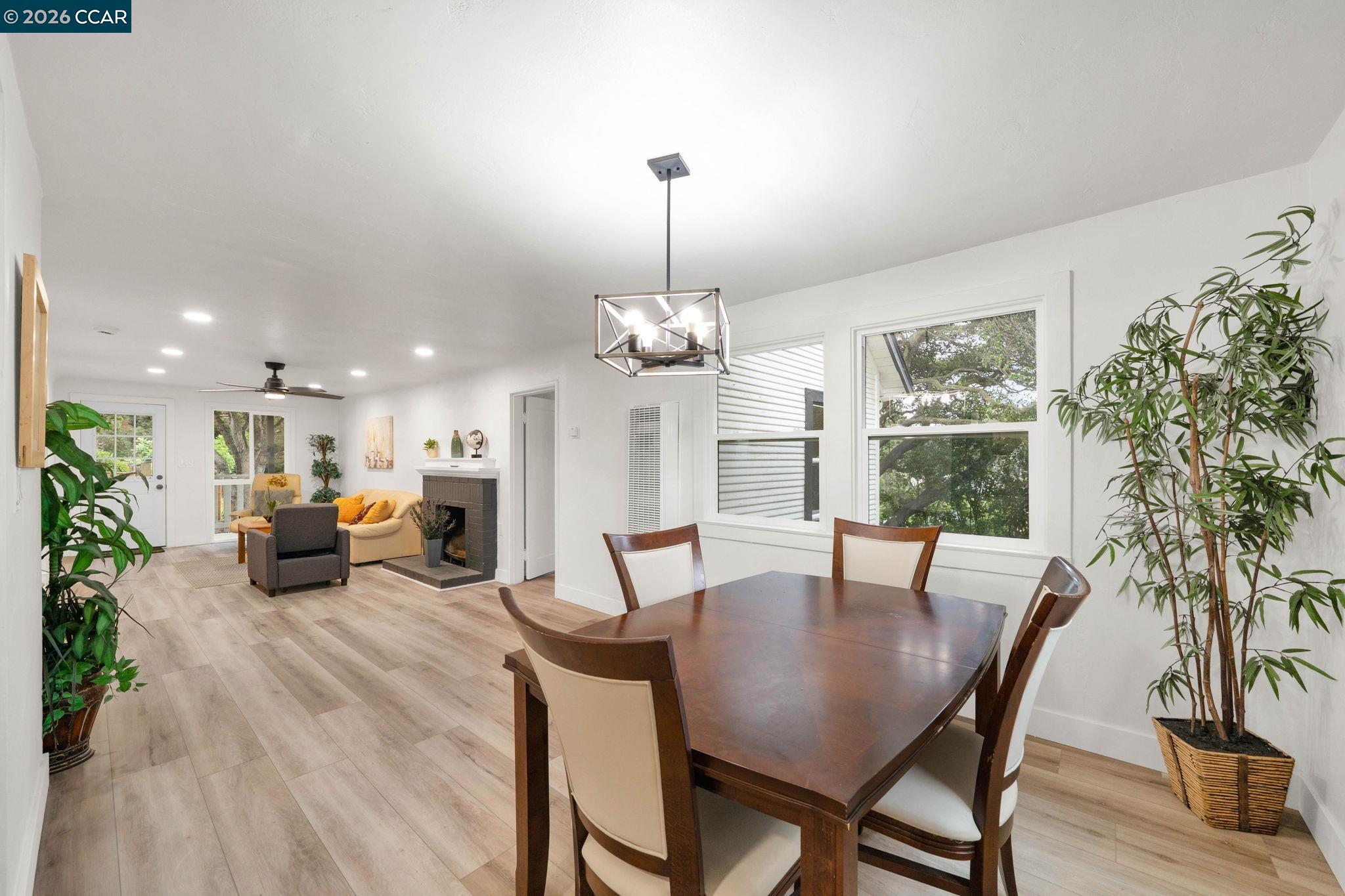 Detail Gallery Image 11 of 34 For 2699 Vale Rd, San Pablo,  CA 94806 - 3 Beds | 2 Baths