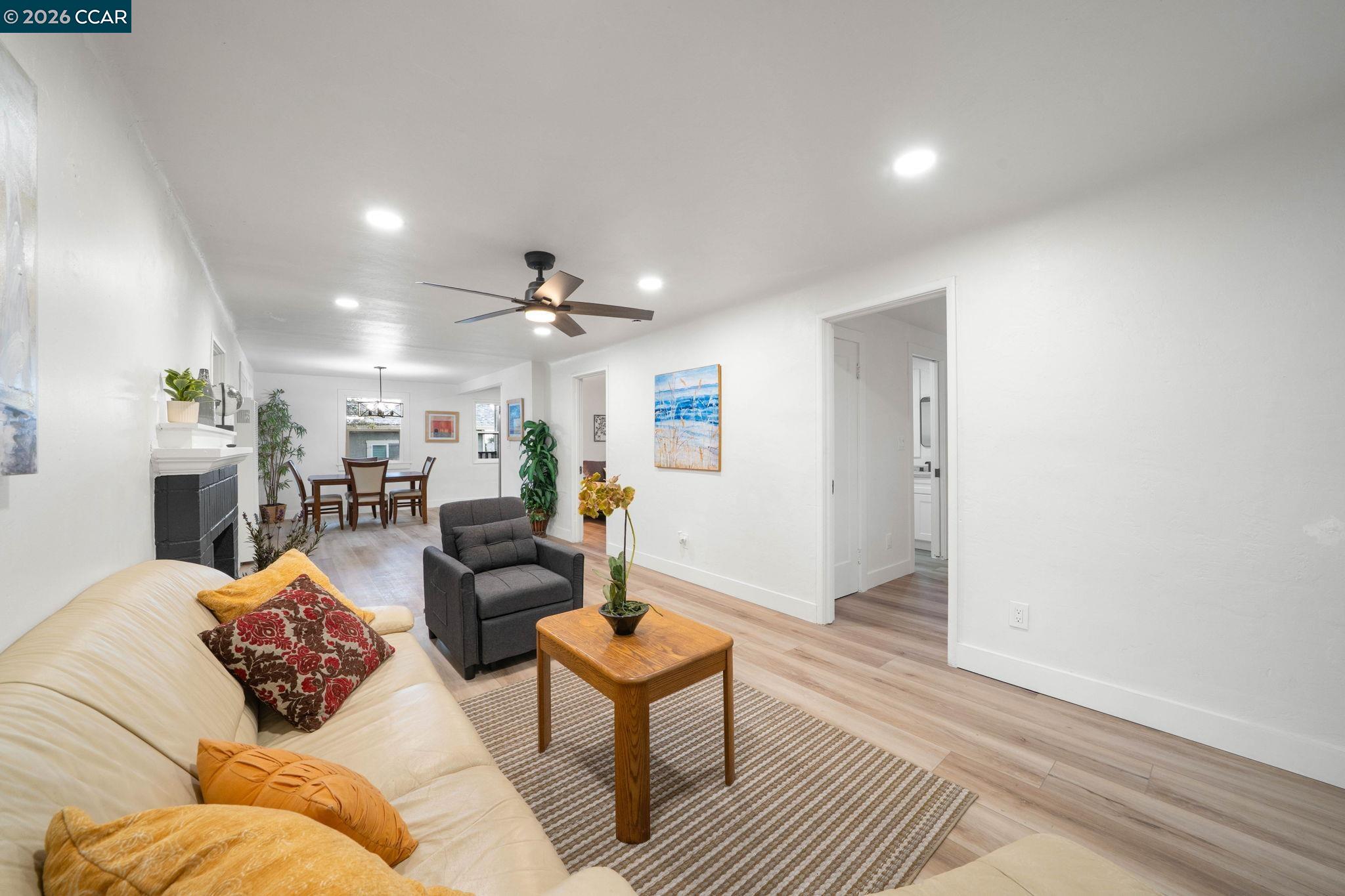 Detail Gallery Image 7 of 34 For 2699 Vale Rd, San Pablo,  CA 94806 - 3 Beds | 2 Baths