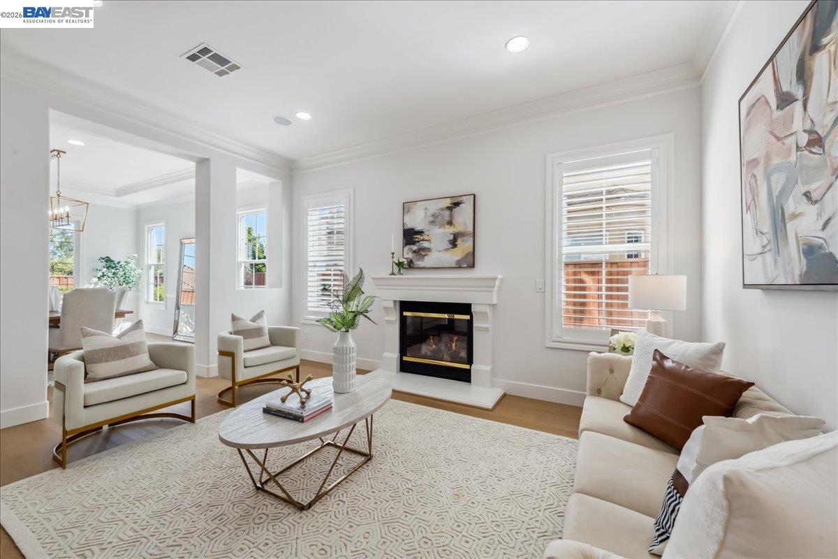 Detail Gallery Image 15 of 60 For 2890 Sable Oaks Way, Dublin,  CA 94568 - 5 Beds | 5/1 Baths