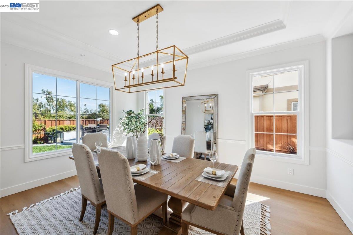 Detail Gallery Image 17 of 60 For 2890 Sable Oaks Way, Dublin,  CA 94568 - 5 Beds | 5/1 Baths