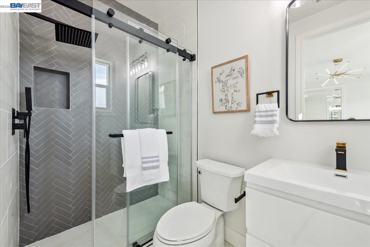 Detail Gallery Image 42 of 60 For 2890 Sable Oaks Way, Dublin,  CA 94568 - 5 Beds | 5/1 Baths