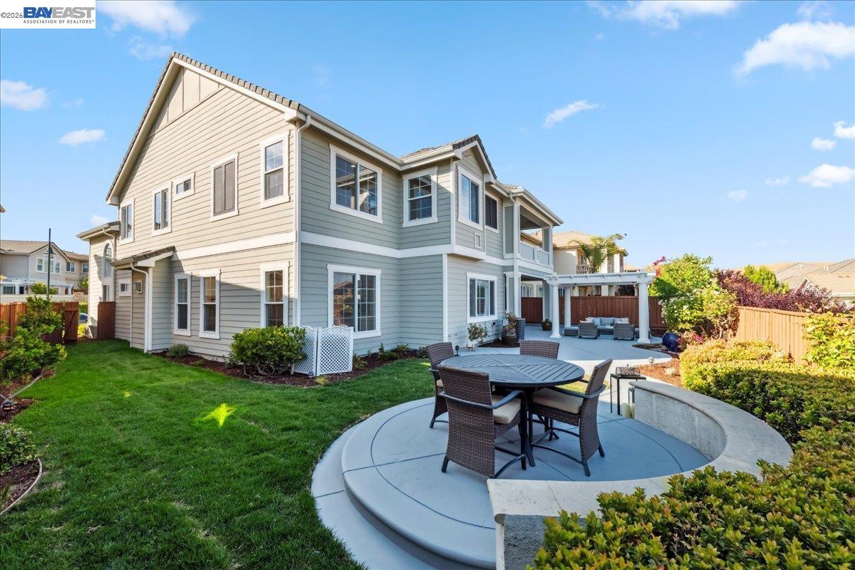 Detail Gallery Image 46 of 60 For 2890 Sable Oaks Way, Dublin,  CA 94568 - 5 Beds | 5/1 Baths