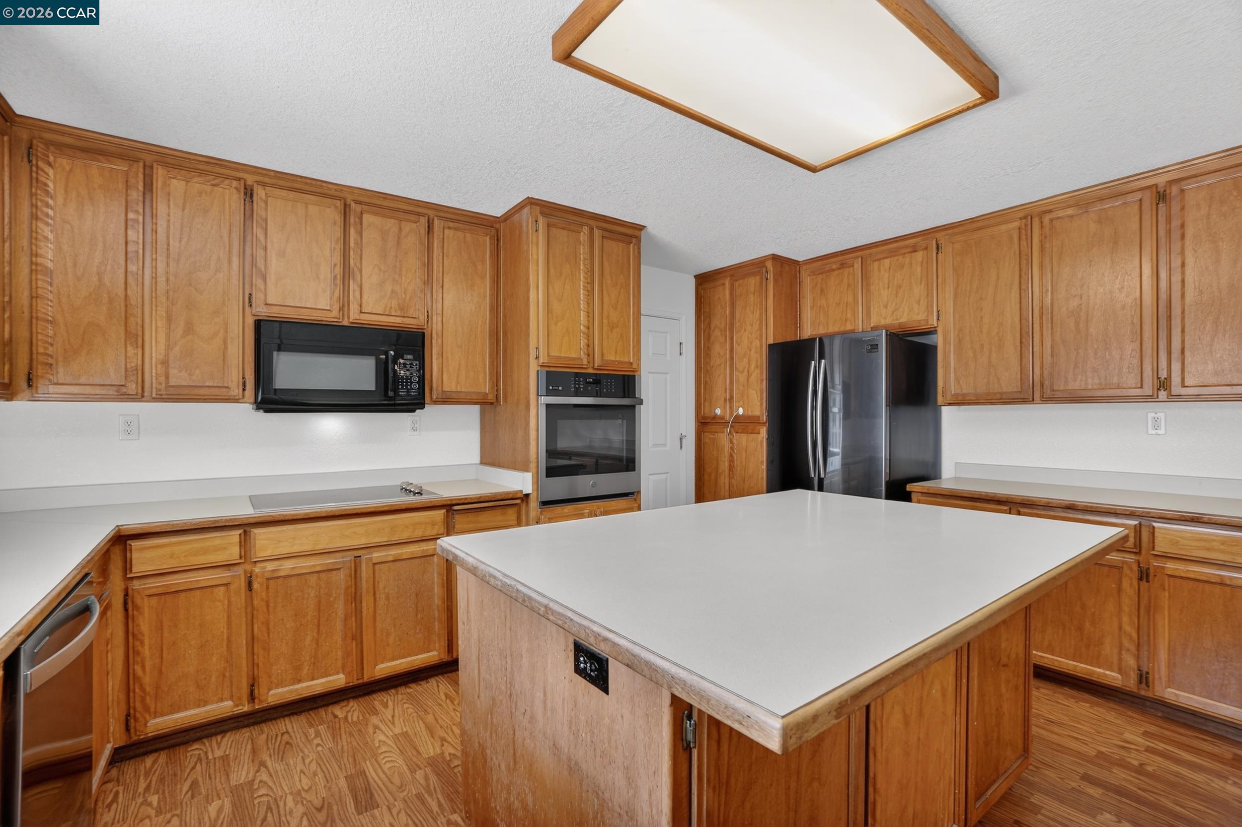 Detail Gallery Image 13 of 56 For 1836 Farm Bureau Rd, Concord,  CA 94519 - 3 Beds | 2 Baths