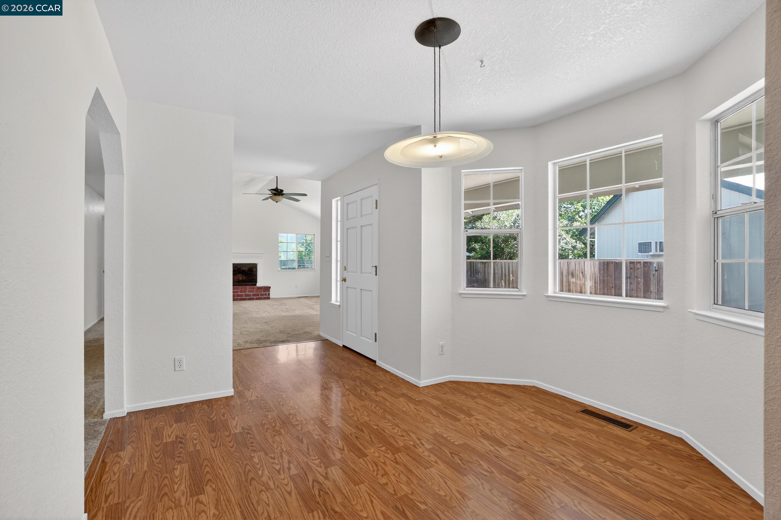 Detail Gallery Image 15 of 56 For 1836 Farm Bureau Rd, Concord,  CA 94519 - 3 Beds | 2 Baths