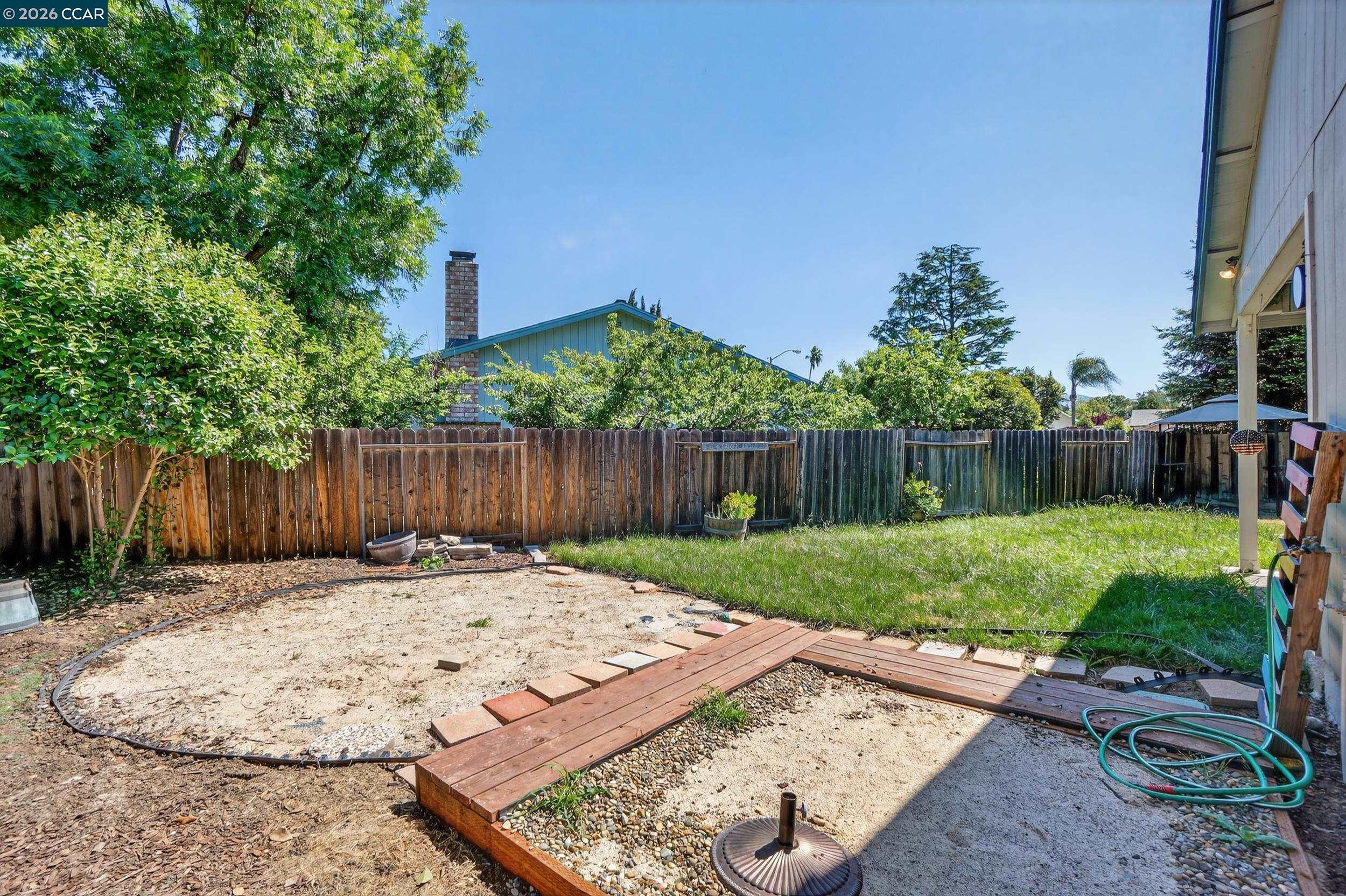 Detail Gallery Image 30 of 56 For 1836 Farm Bureau Rd, Concord,  CA 94519 - 3 Beds | 2 Baths