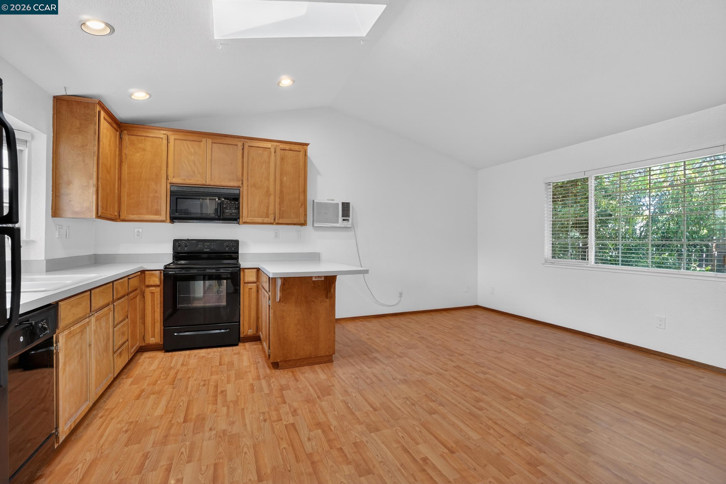 Detail Gallery Image 39 of 56 For 1836 Farm Bureau Rd, Concord,  CA 94519 - 3 Beds | 2 Baths