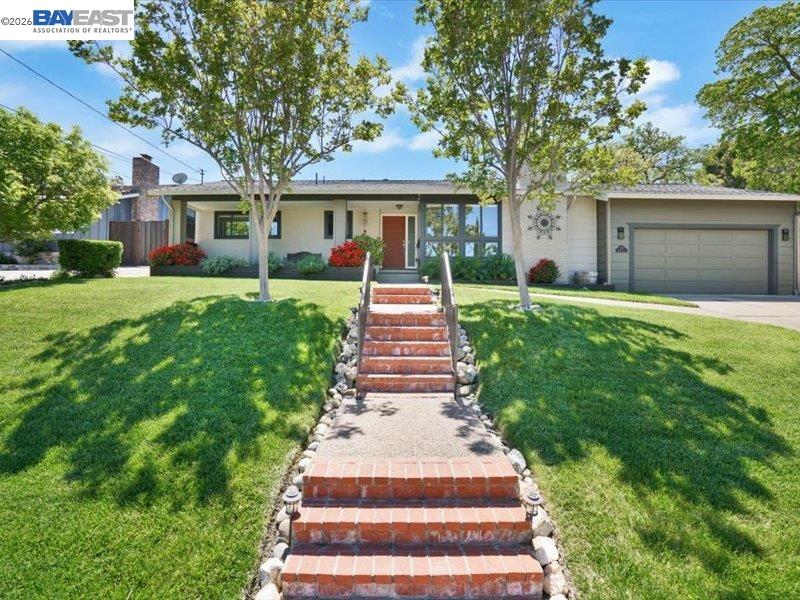 Detail Gallery Image 3 of 42 For Bonde Ct, Pleasanton,  CA 94566 - 4 Beds | 2 Baths