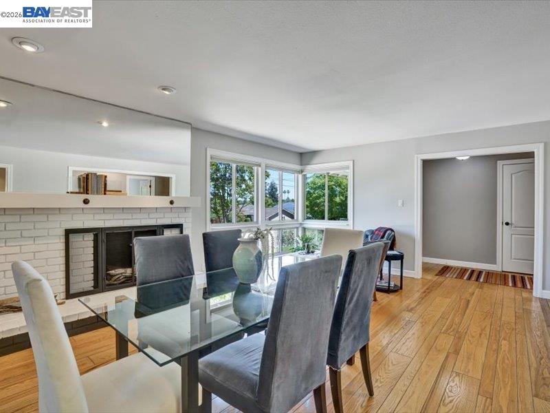 Detail Gallery Image 7 of 42 For Bonde Ct, Pleasanton,  CA 94566 - 4 Beds | 2 Baths