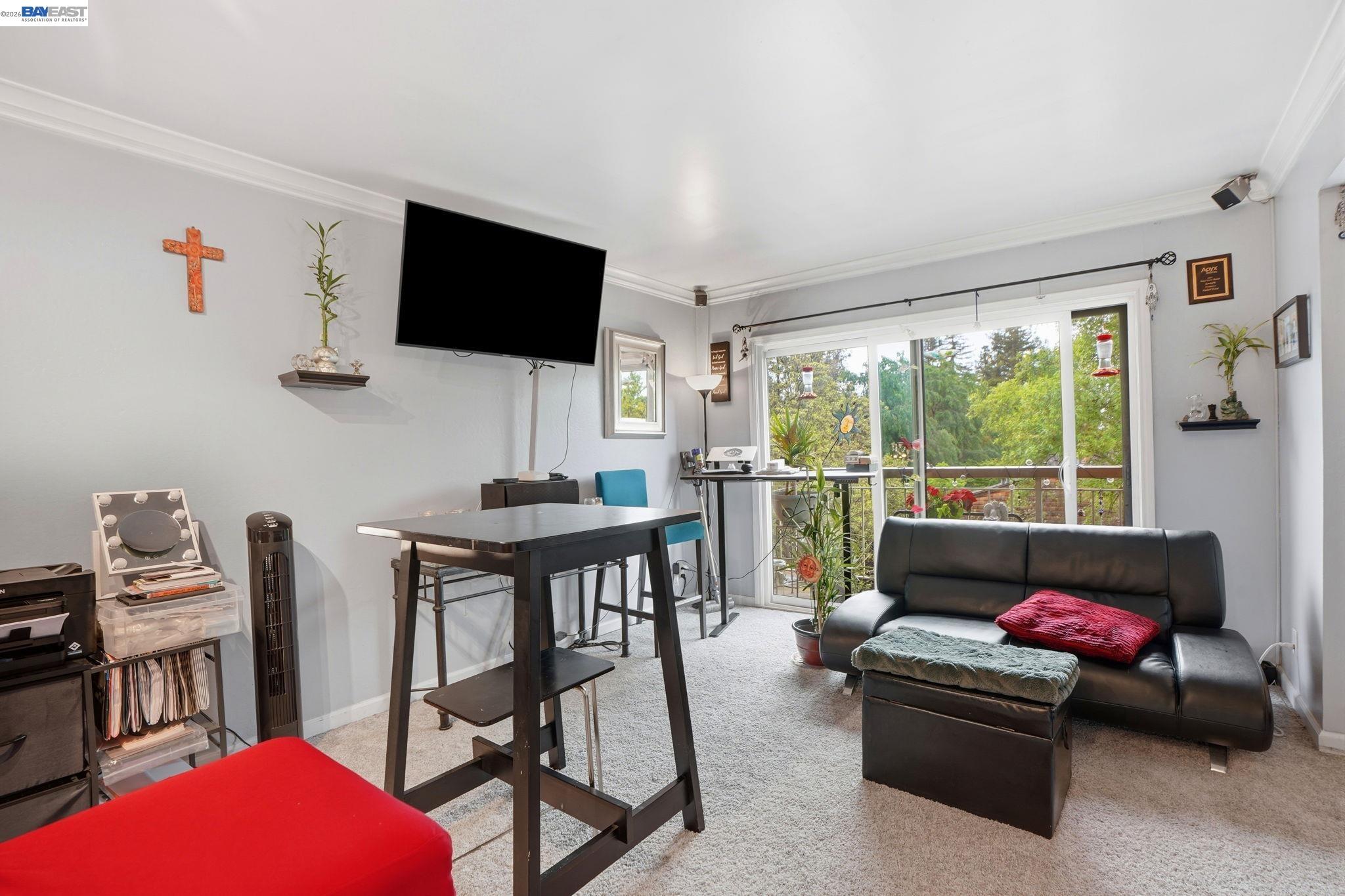 Photo #3: 41129447 Listing: Photo #3