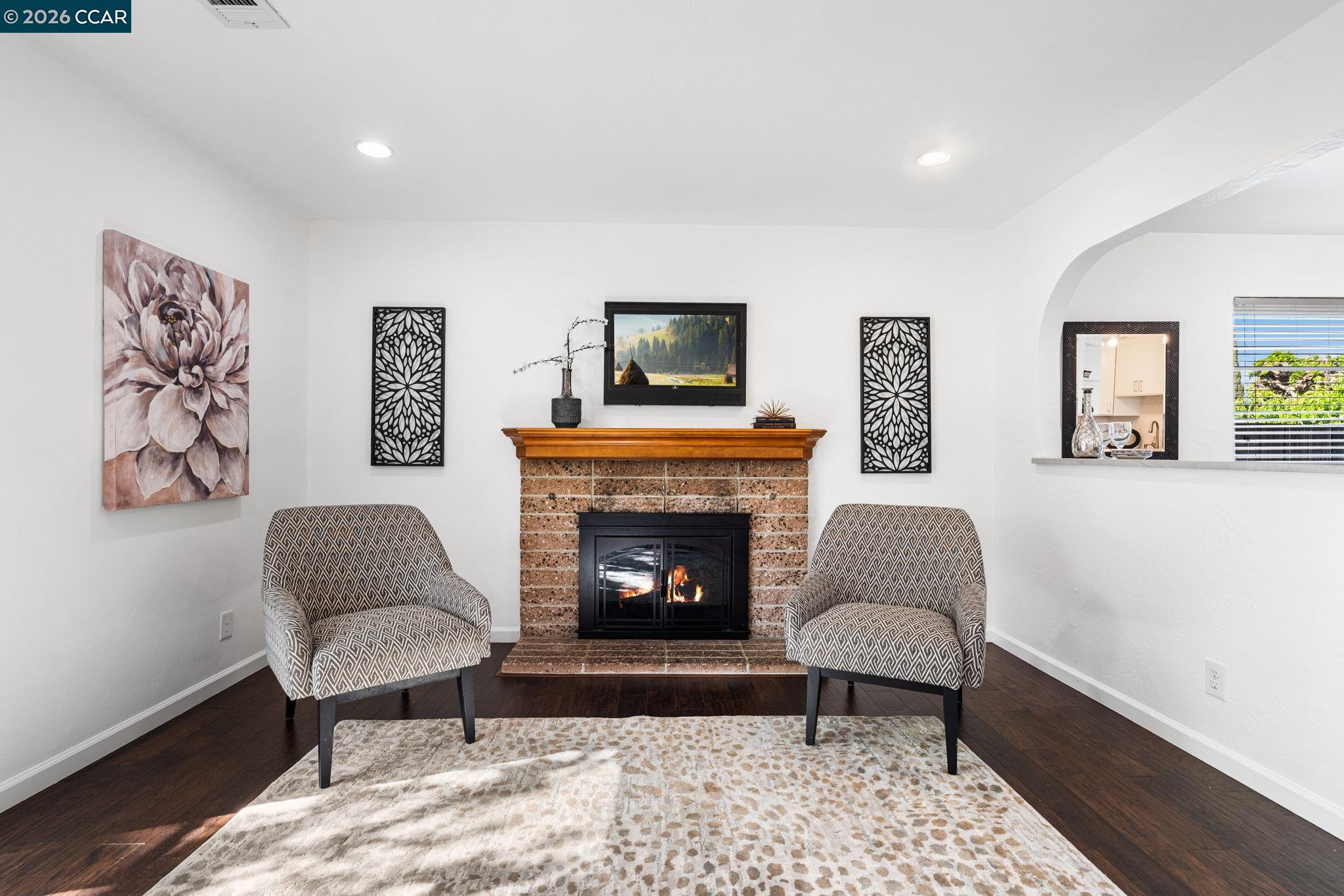 Detail Gallery Image 13 of 49 For 3583 Dumbarton St, Concord,  CA 94519 - 4 Beds | 2 Baths